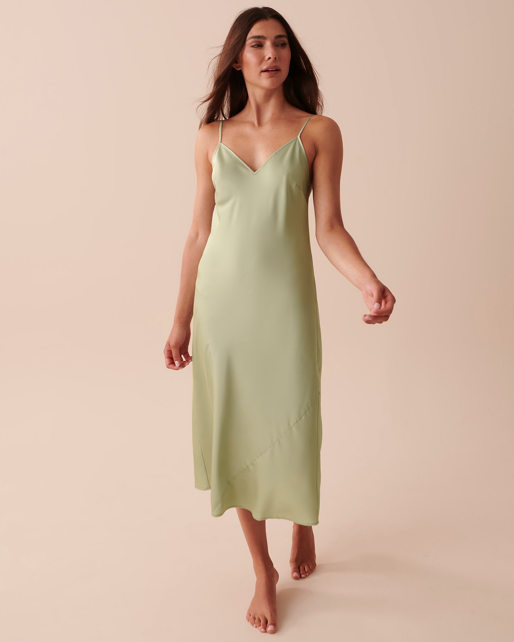 LA VIE EN ROSE Long Satin Nightie Soothing Sage 60500130 - View3