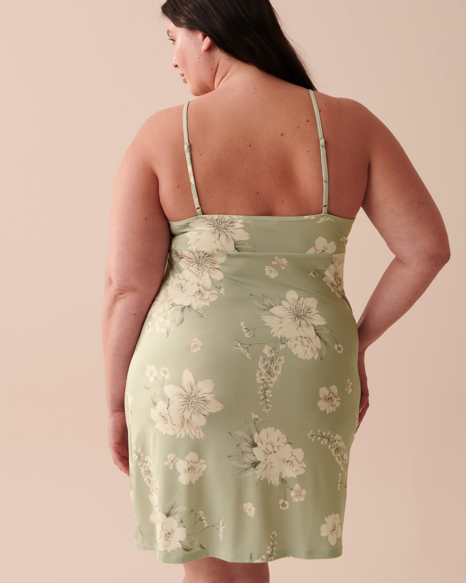 LA VIE EN ROSE Recycled Fibers Floral Nightie White Bouquet 60500129 - View2