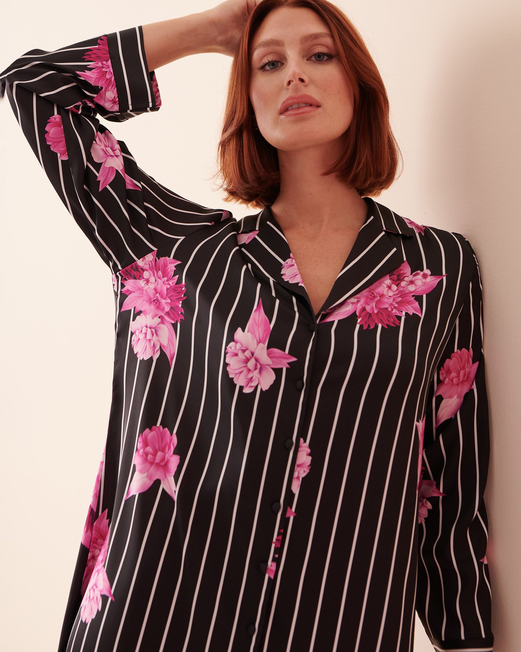 LA VIE EN ROSE Satin Button-down Sleepshirt Bold Stripes 60500127 - View3