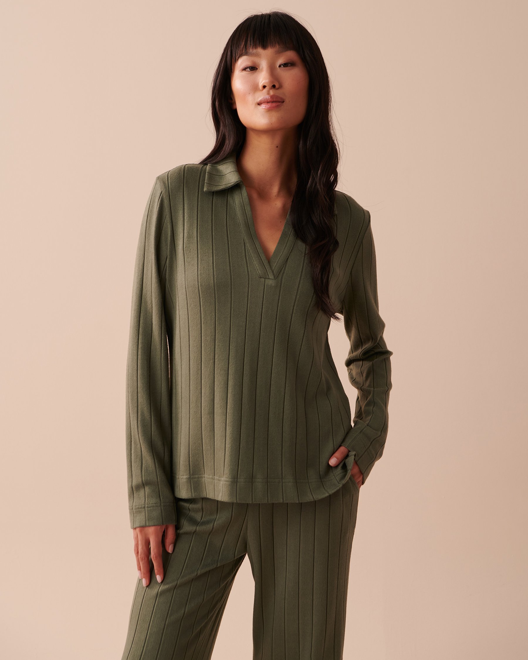 LA VIE EN ROSE Ribbed Long Sleeve Shirt Tender Green 50100080 - View3