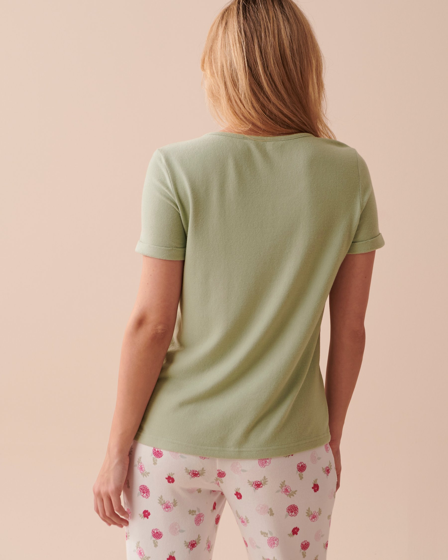 LA VIE EN ROSE Recycled Fibers Crew Neck T-shirt Soothing Sage 40100529 - View5