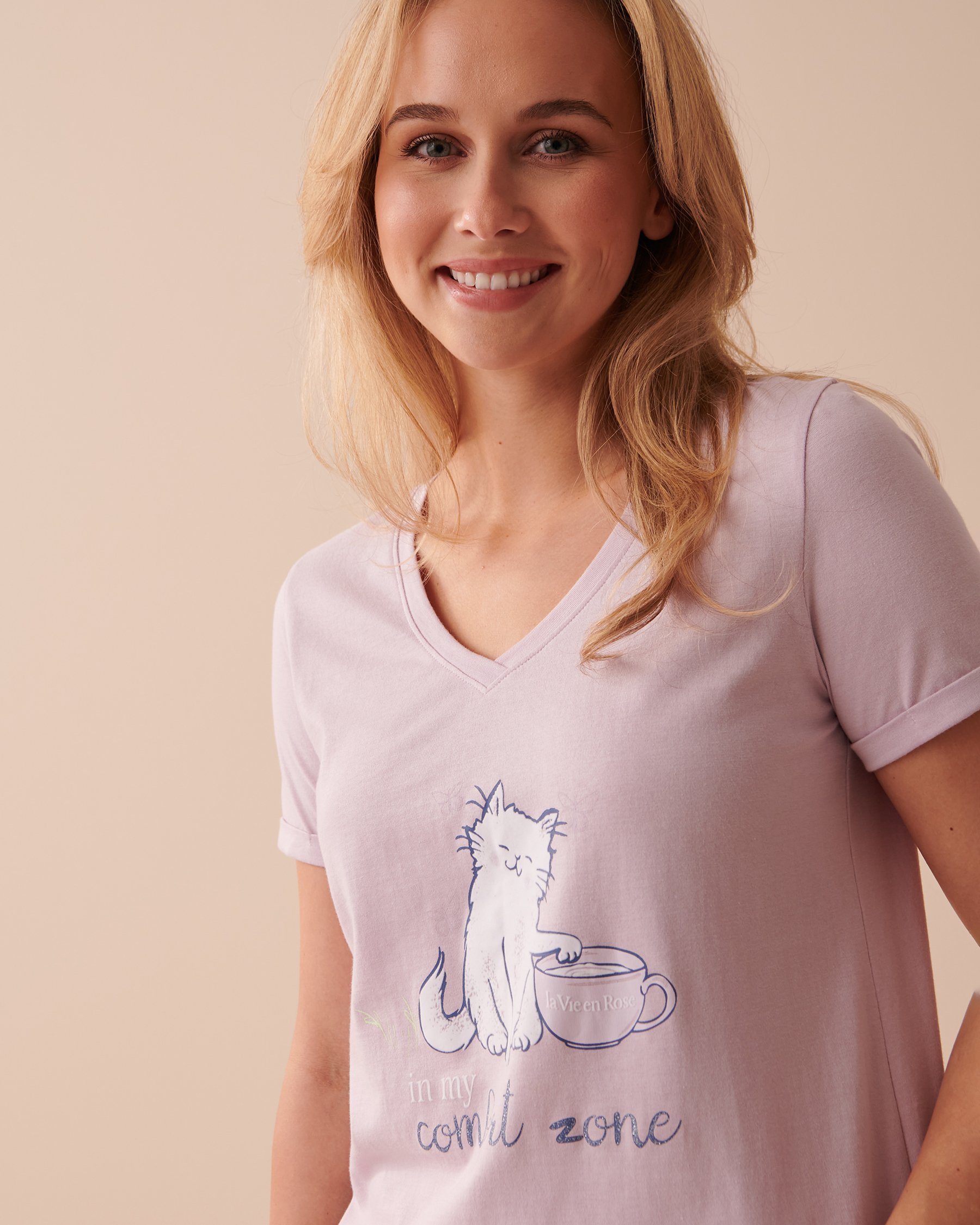 LA VIE EN ROSE T-shirt col en V en coton Lavande givrée 40100541 - Voir3