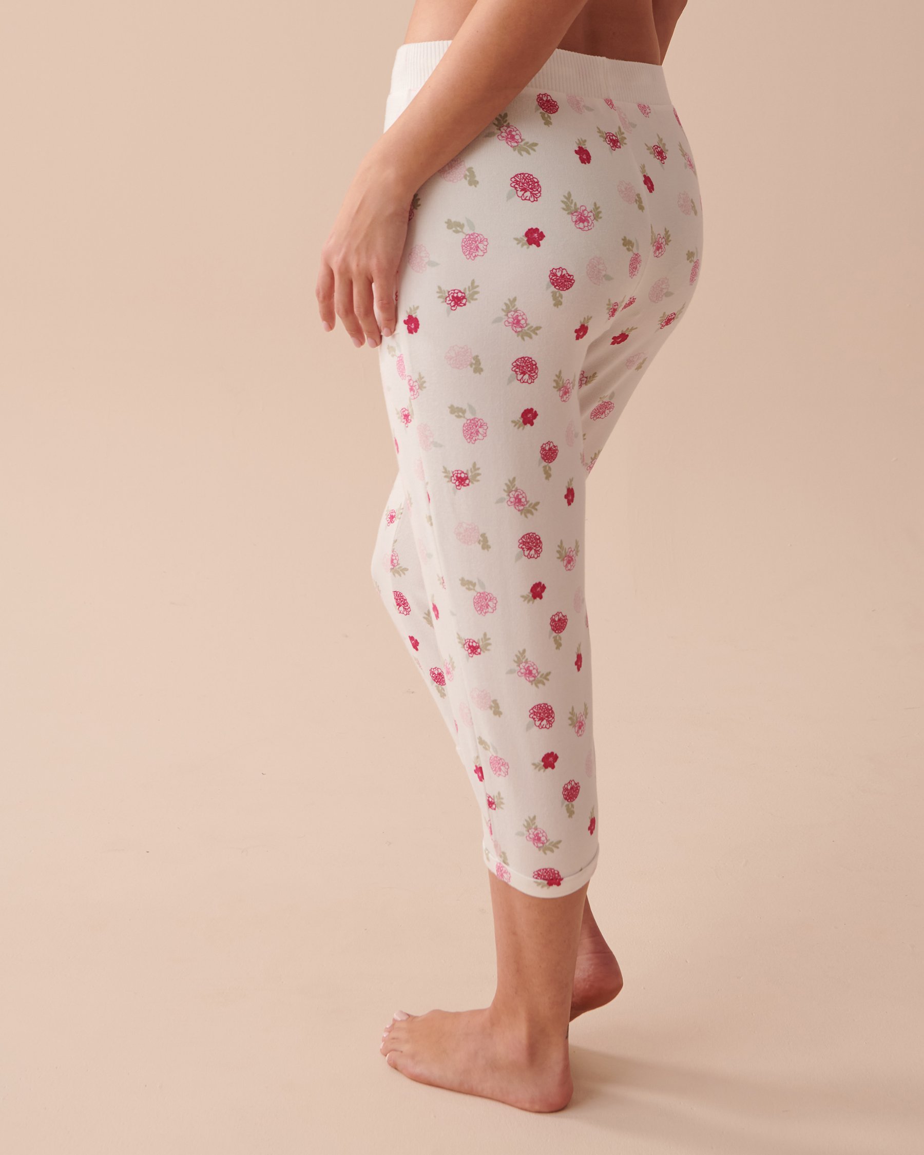 LA VIE EN ROSE Capri à fleurs en fibres recyclées Assortiment de fleurs 40200520 - Voir2