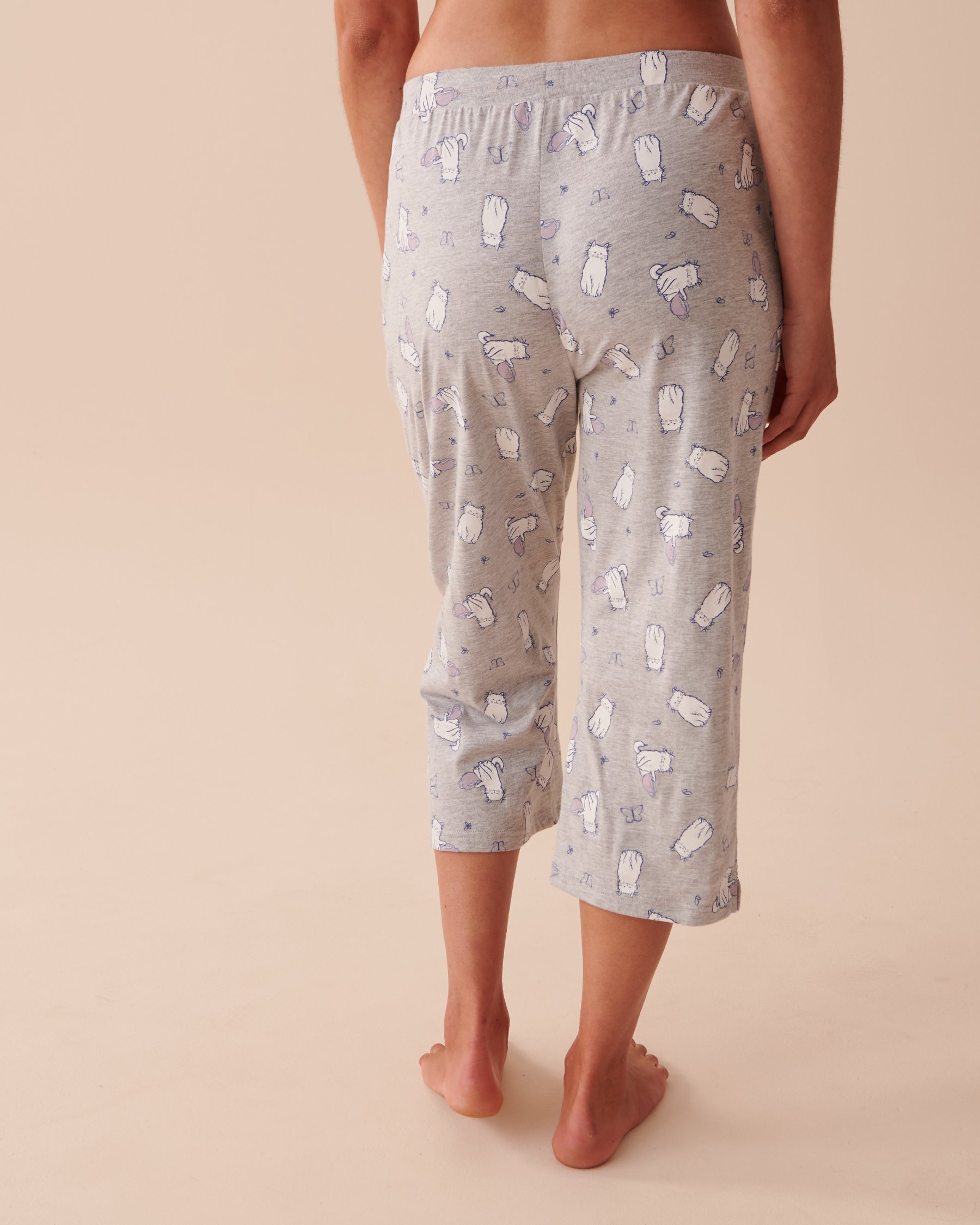 LA VIE EN ROSE Straight Leg Capris Cats and Butterflies 40200532 - View2