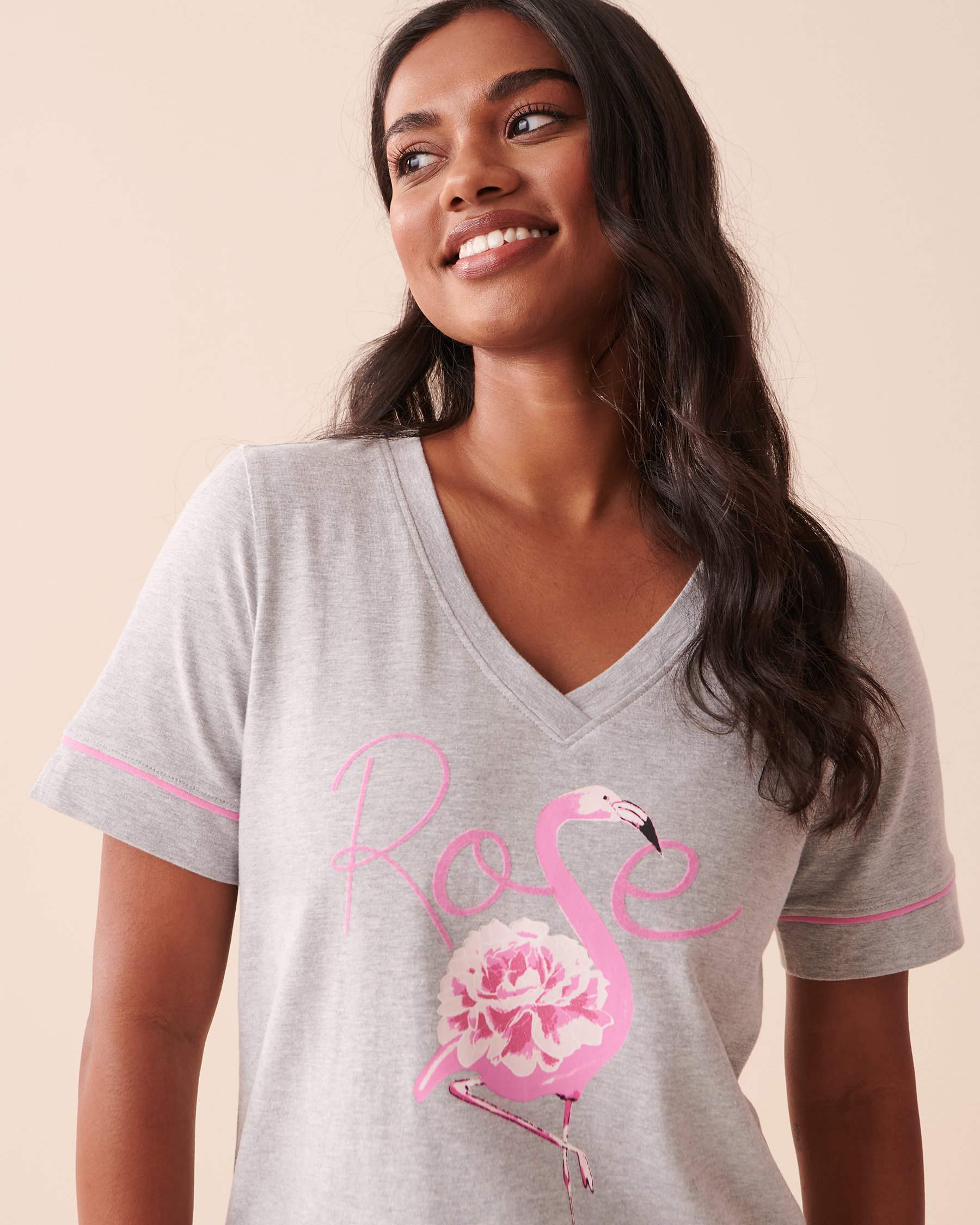 LA VIE EN ROSE Chemise de nuit flamant rose en coton Gris poudré 40500323 - Voir3