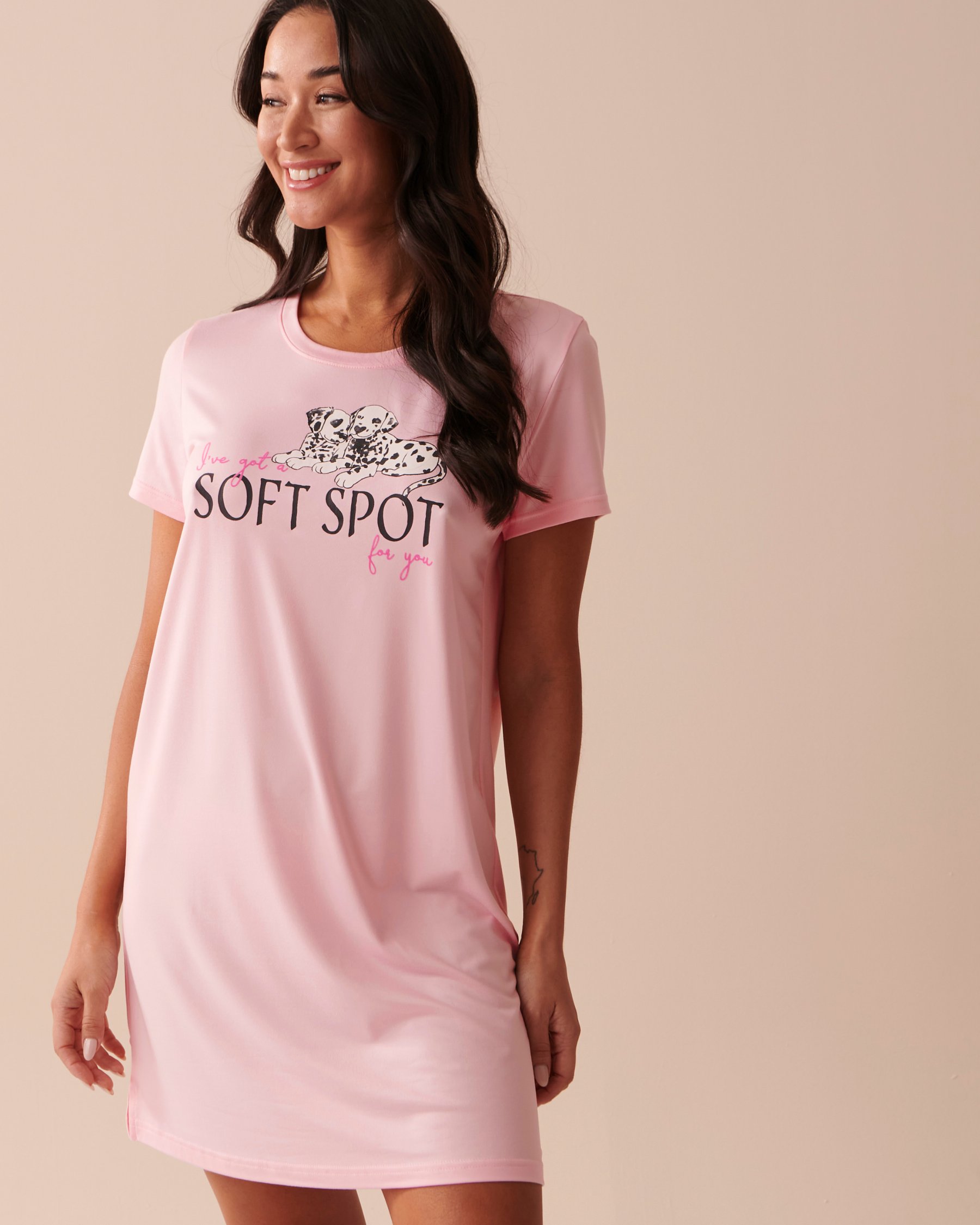 LA VIE EN ROSE Chemise de nuit dalmatiens ultra douce Rose tendresse 40500328 - Voir1