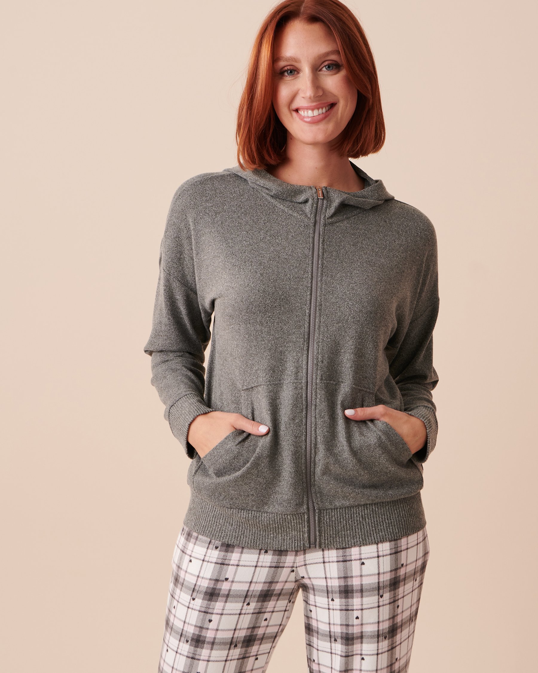 LA VIE EN ROSE Chandail à capuchon avec fermeture éclair en fibres recyclées Gris clair 40600164 - View1