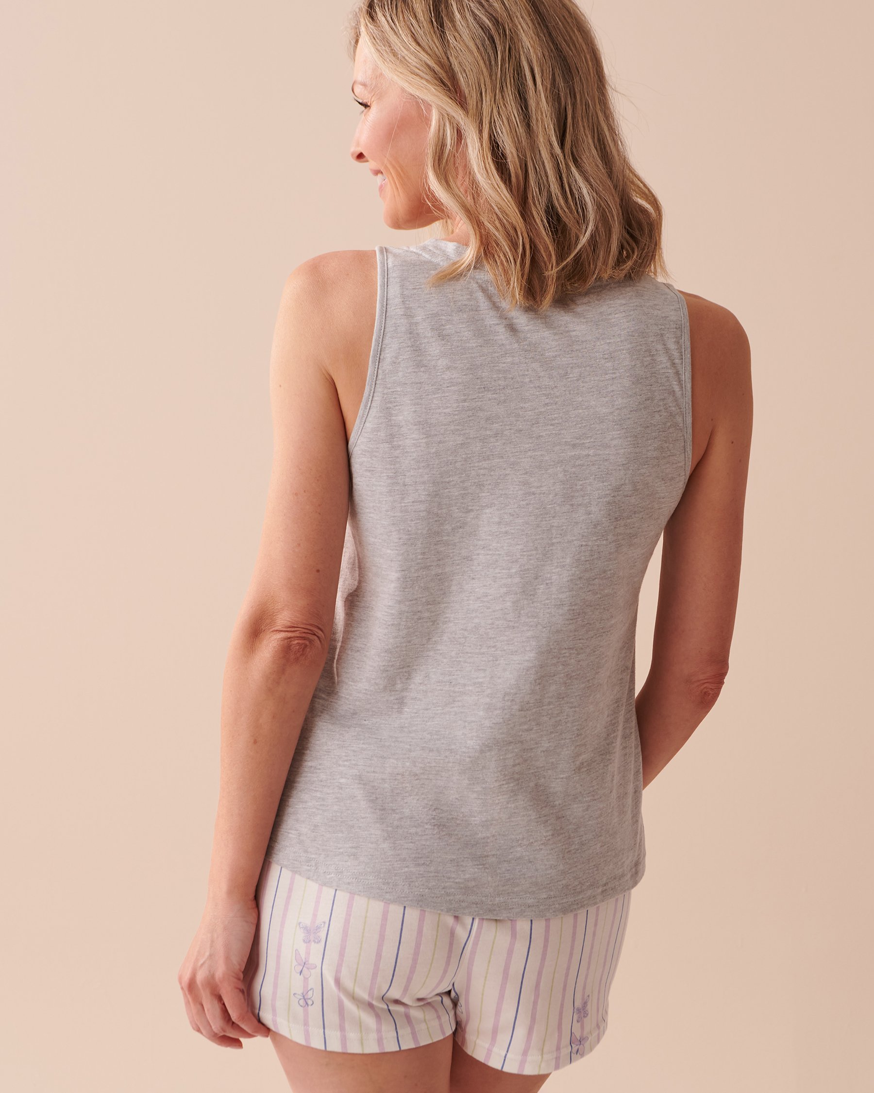 LA VIE EN ROSE Camisole à col dégagé Gris poudré 40100543 - View2