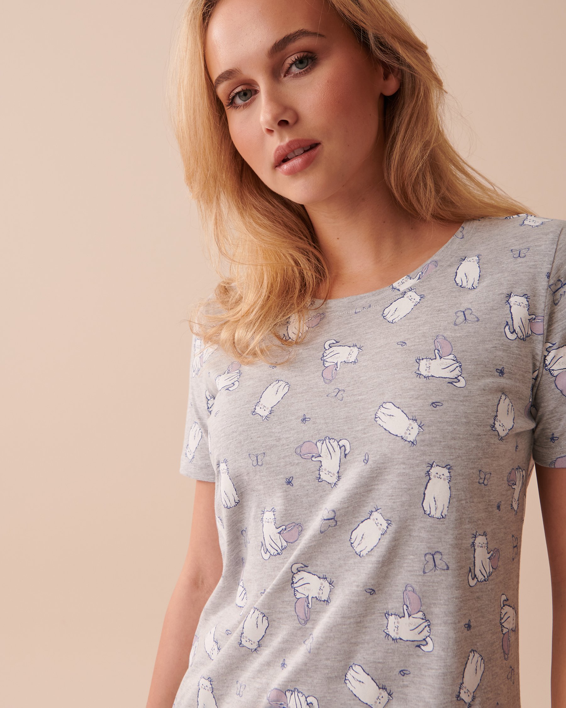 LA VIE EN ROSE Short Sleeve Sleepshirt Cats and Butterflies 40500333 - View3