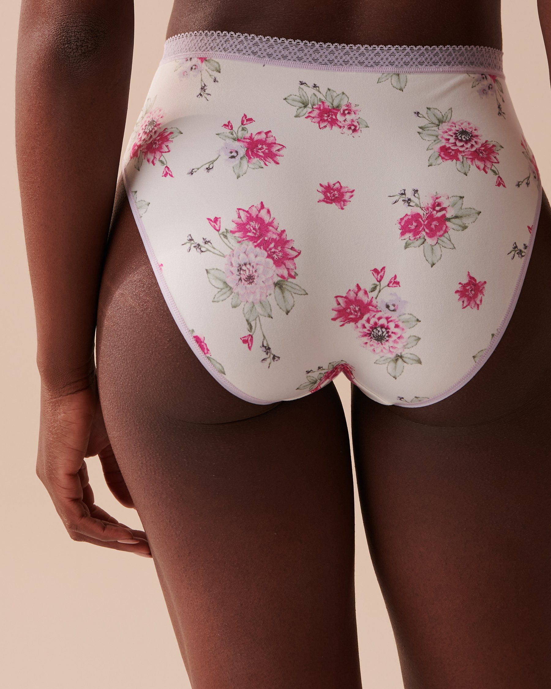LA VIE EN ROSE Culotte bikini taille haute ultra douce détails de dentelle Jardin de pivoines 20100405 - View2