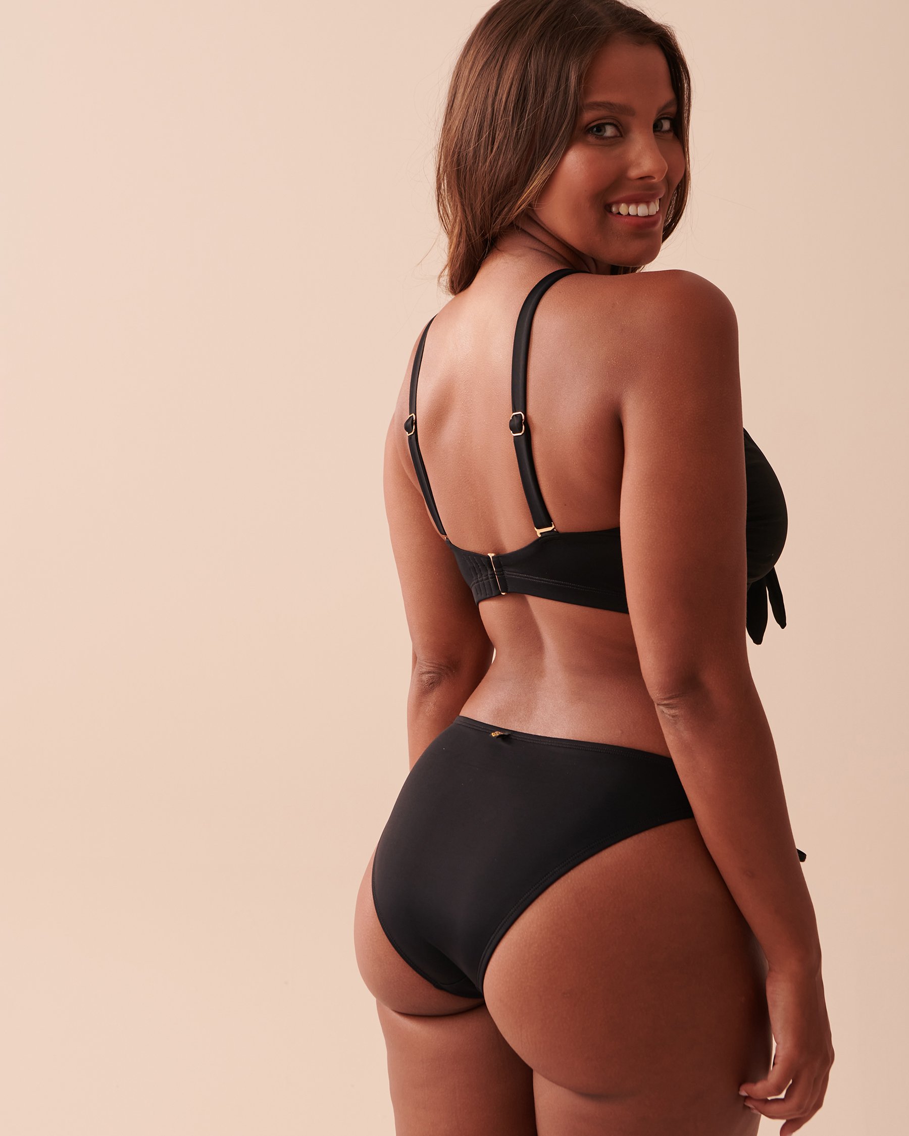 LA VIE EN ROSE AQUA BLACK D Cup Triangle Bikini Top Black 70200116 - View2