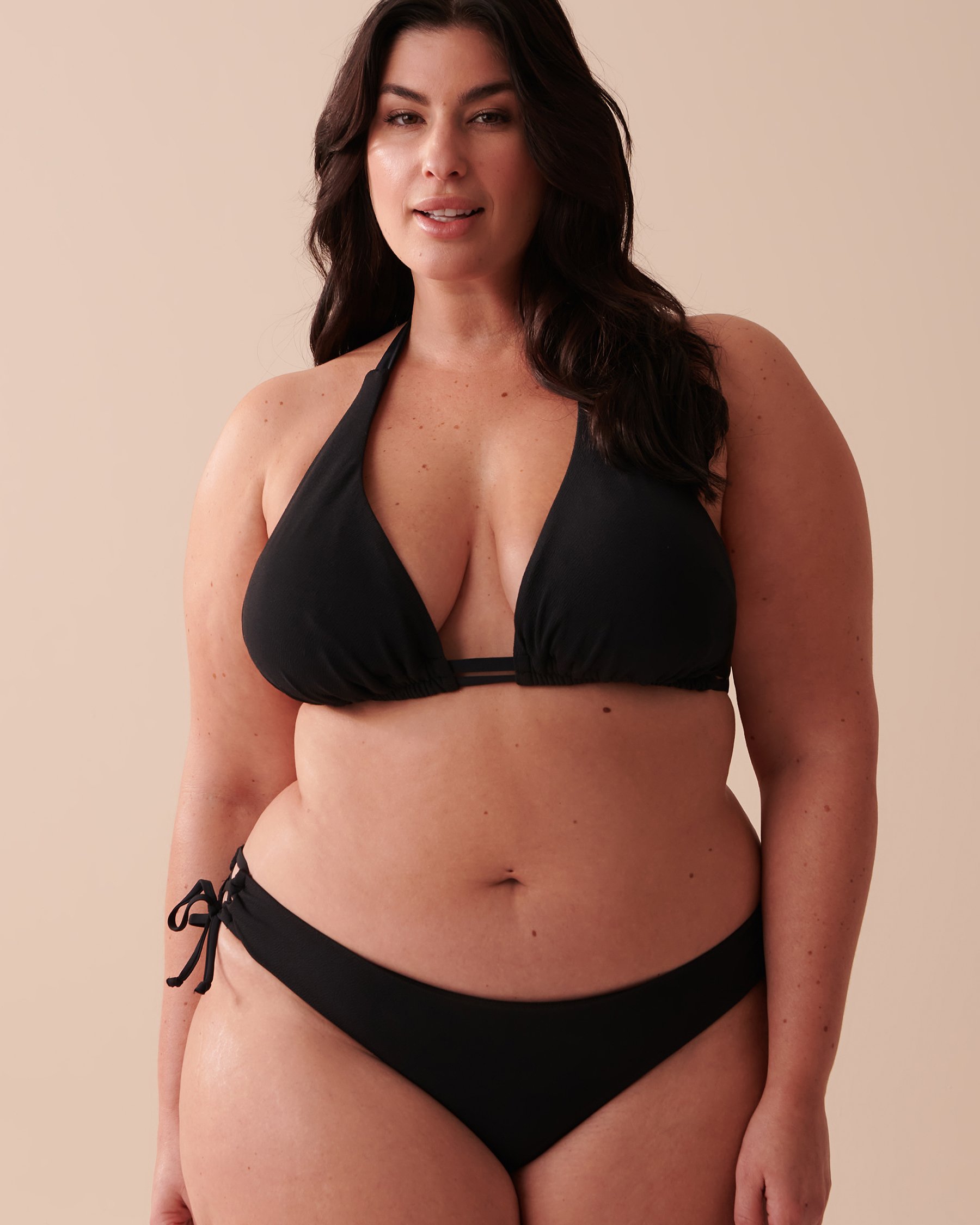 LA VIE EN ROSE AQUA TEXTURED Recycled Fibers D Cup Triangle Bikini Top Black 70200114 - View1