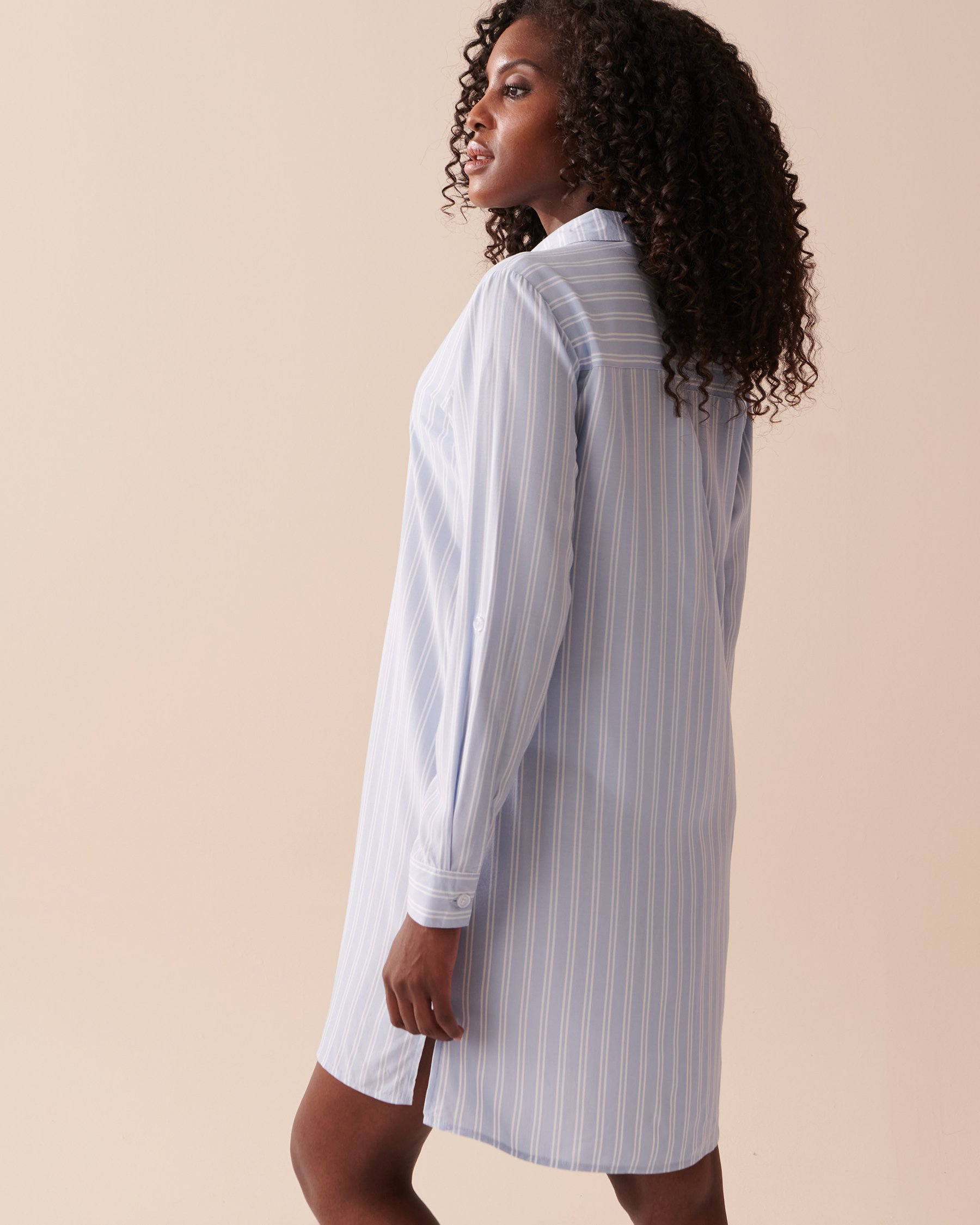 LA VIE EN ROSE AQUA Long Button-down Tunic Light Blue Stripes 80400051 - View2