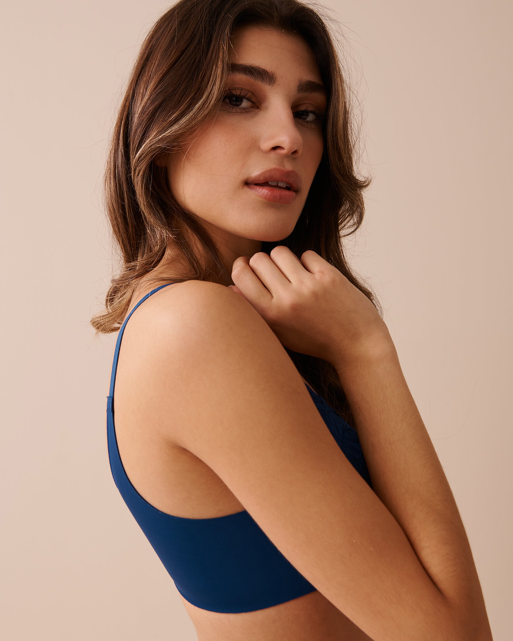 LA VIE EN ROSE Lightly Lined Sleek Back Bra Dark Blue 10200358 - View2
