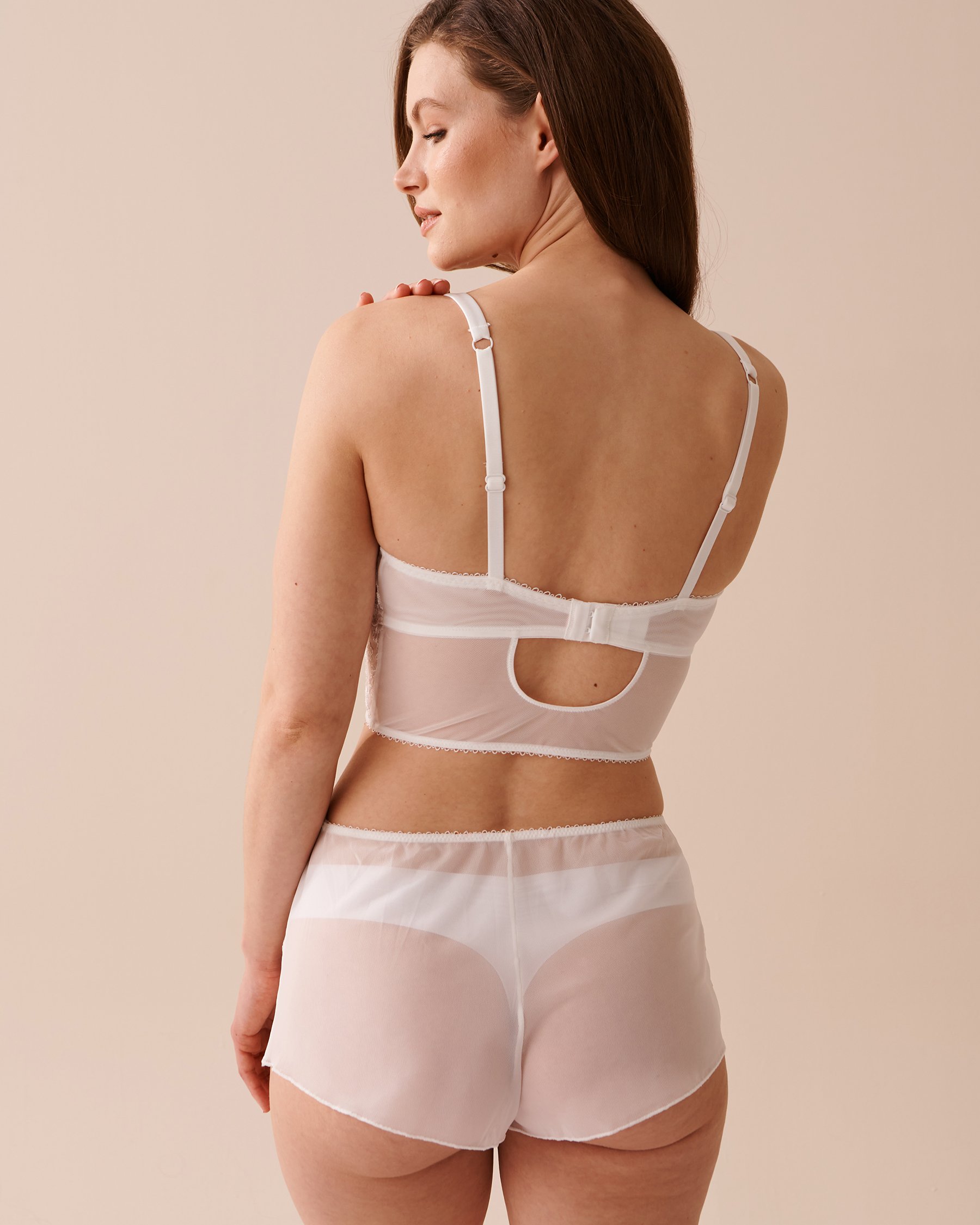 LA VIE EN ROSE Embroidered Mesh 2-piece Set White 60400036 - View3