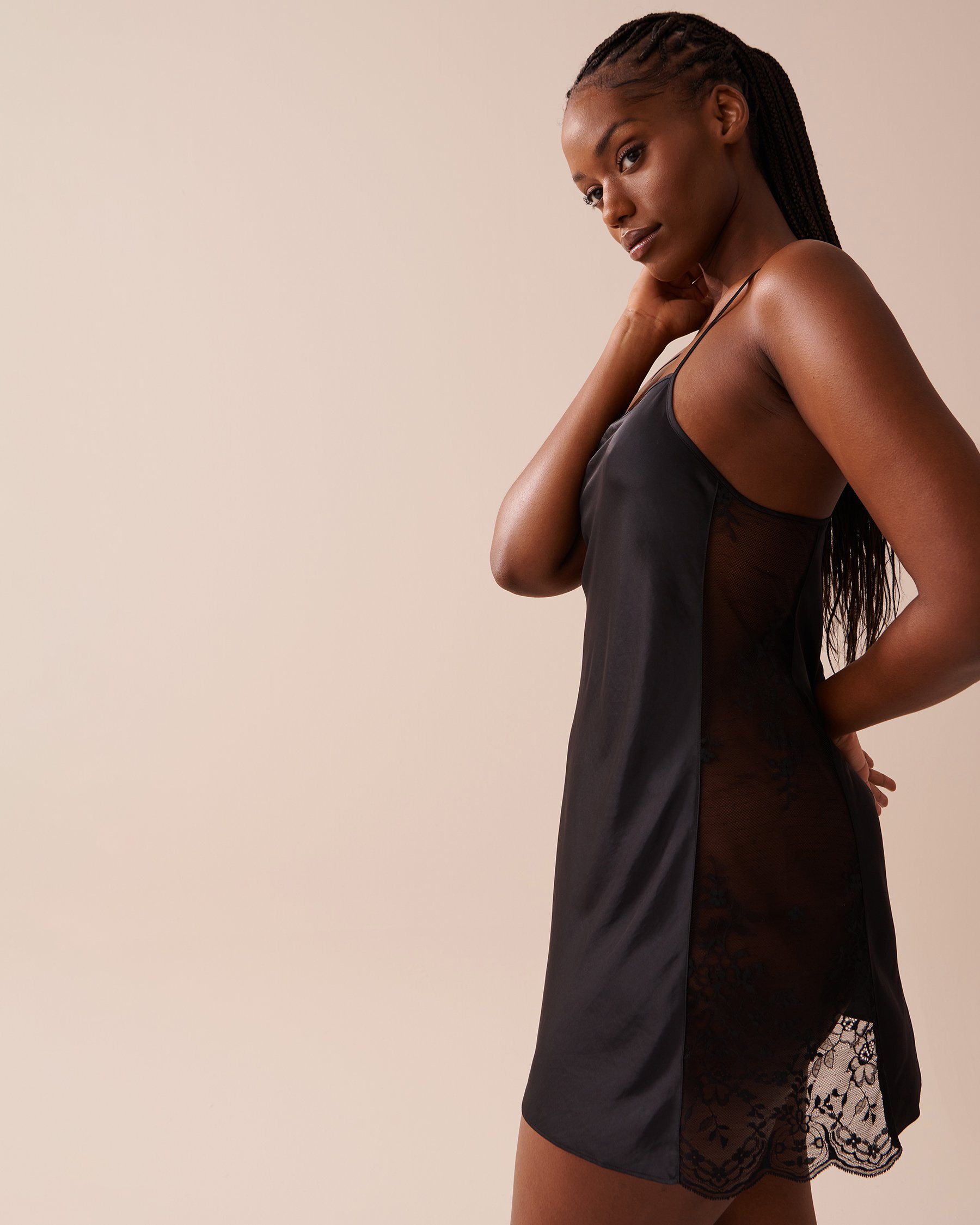 LA VIE EN ROSE Satin and Lace Nightie Black 60500138 - View6