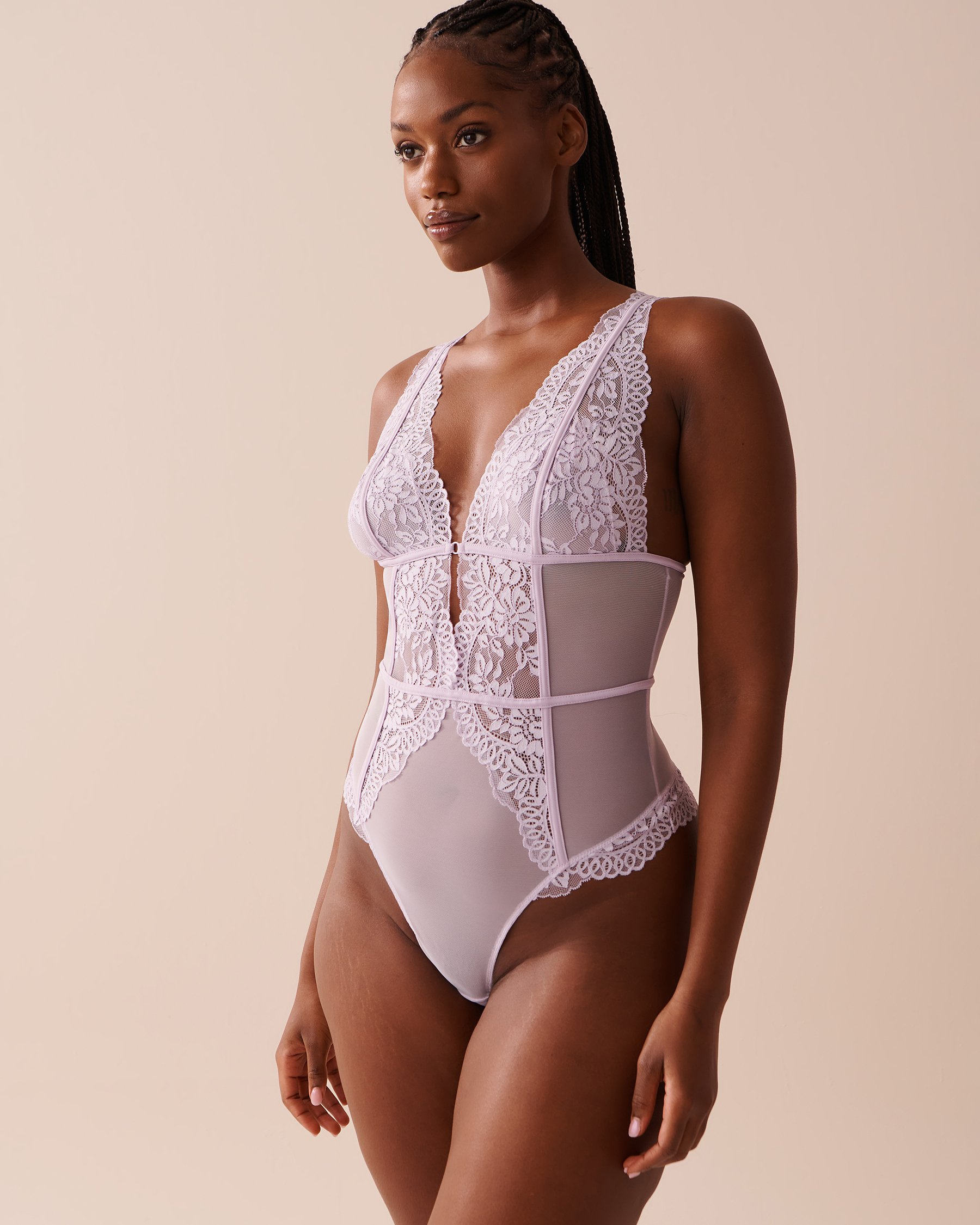 LA VIE EN ROSE Lace and Mesh Plunge Thong Teddy Orchid Petal 60300079 - View4