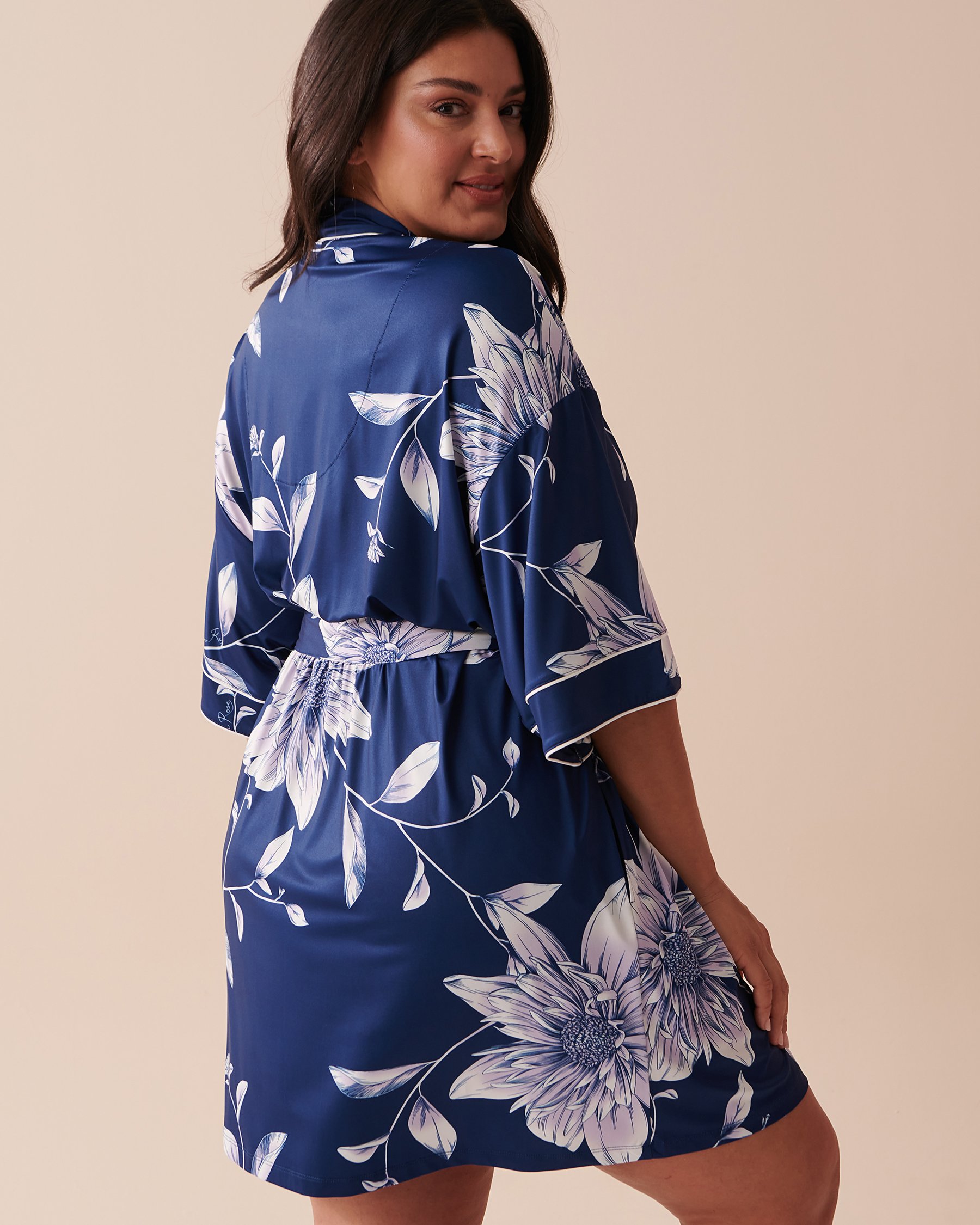LA VIE EN ROSE Recycled Fibers Kimono Midnight Dahlias 60600072 - View3