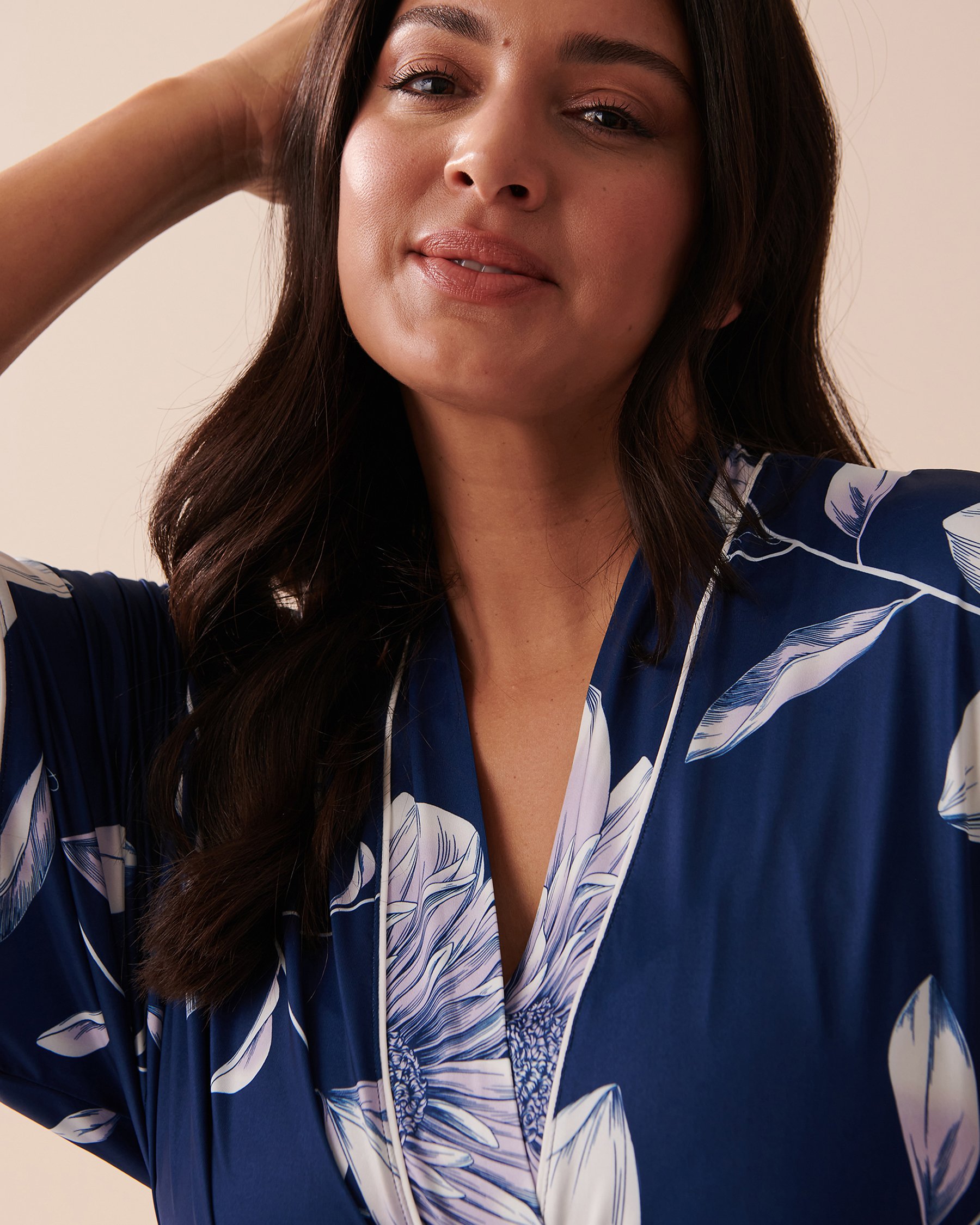 LA VIE EN ROSE Recycled Fibers Kimono Midnight Dahlias 60600072 - View4