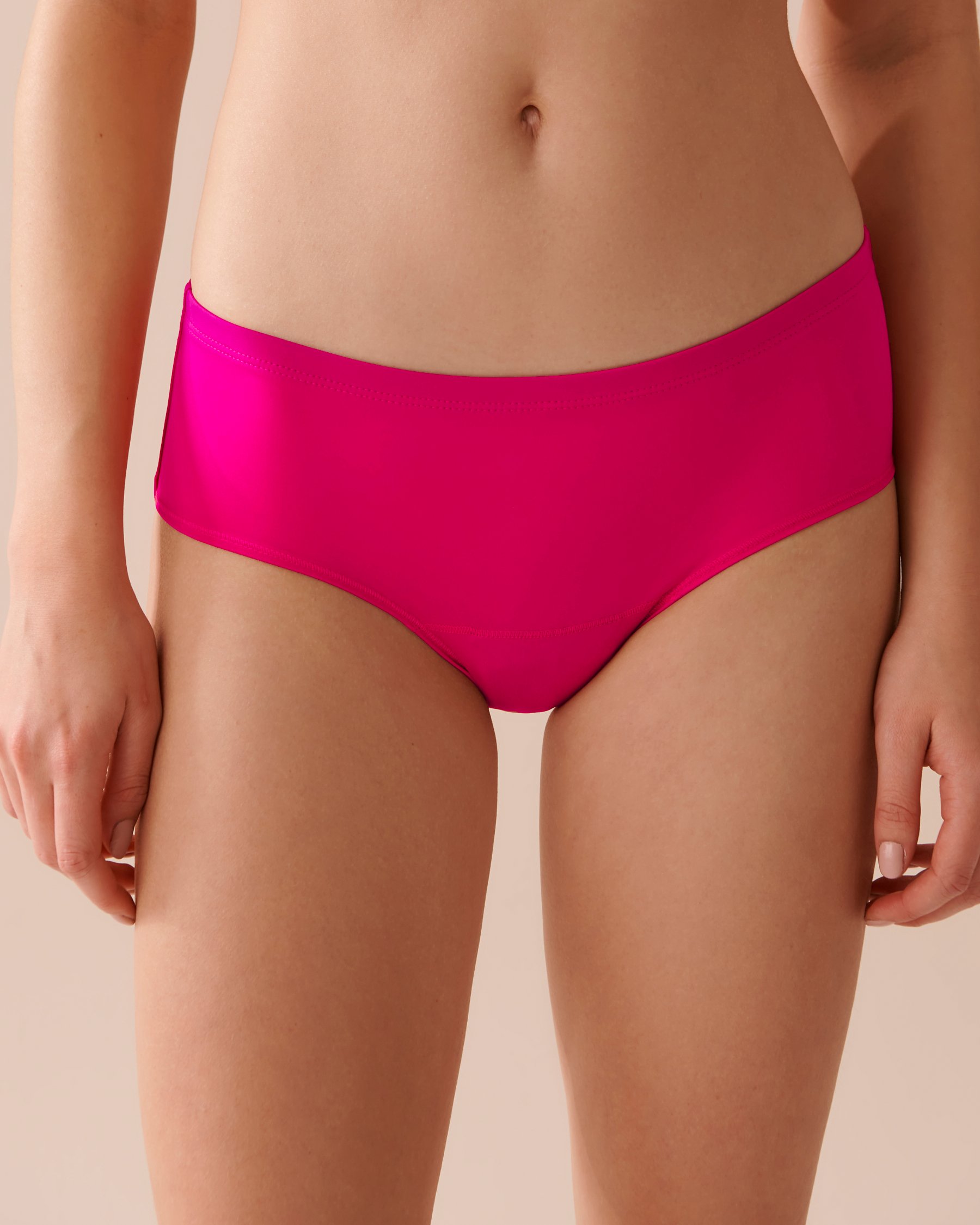 LA VIE EN ROSE Super Absorbency Hiphugger Period Panty Bright Fuchsia 20400004 - View3