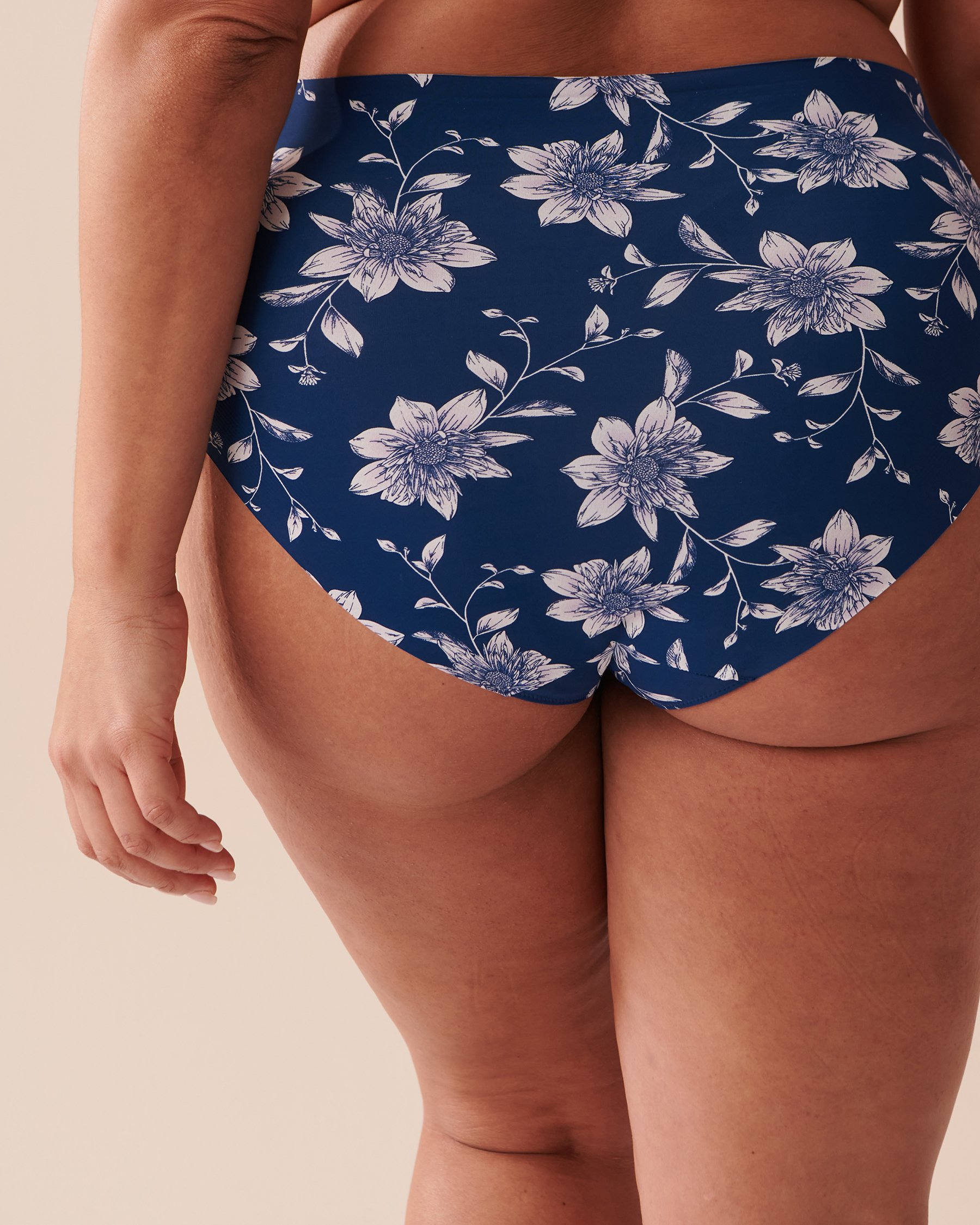 LA VIE EN ROSE Culotte bikini taille haute microfibre dos lisse Dahlias de minuit 20300292 - View2