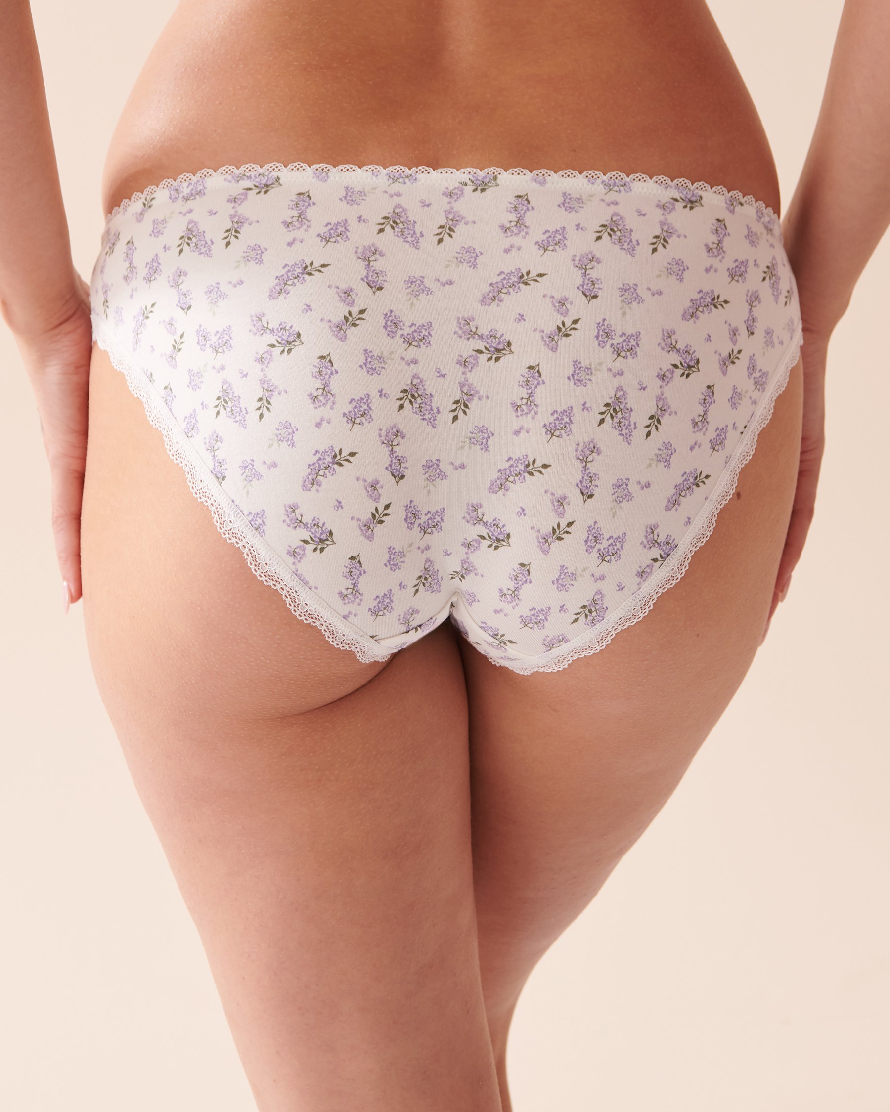 LA VIE EN ROSE Cotton and Lace Detail Bikini Panty Lavender Flowers 20100429 - View2