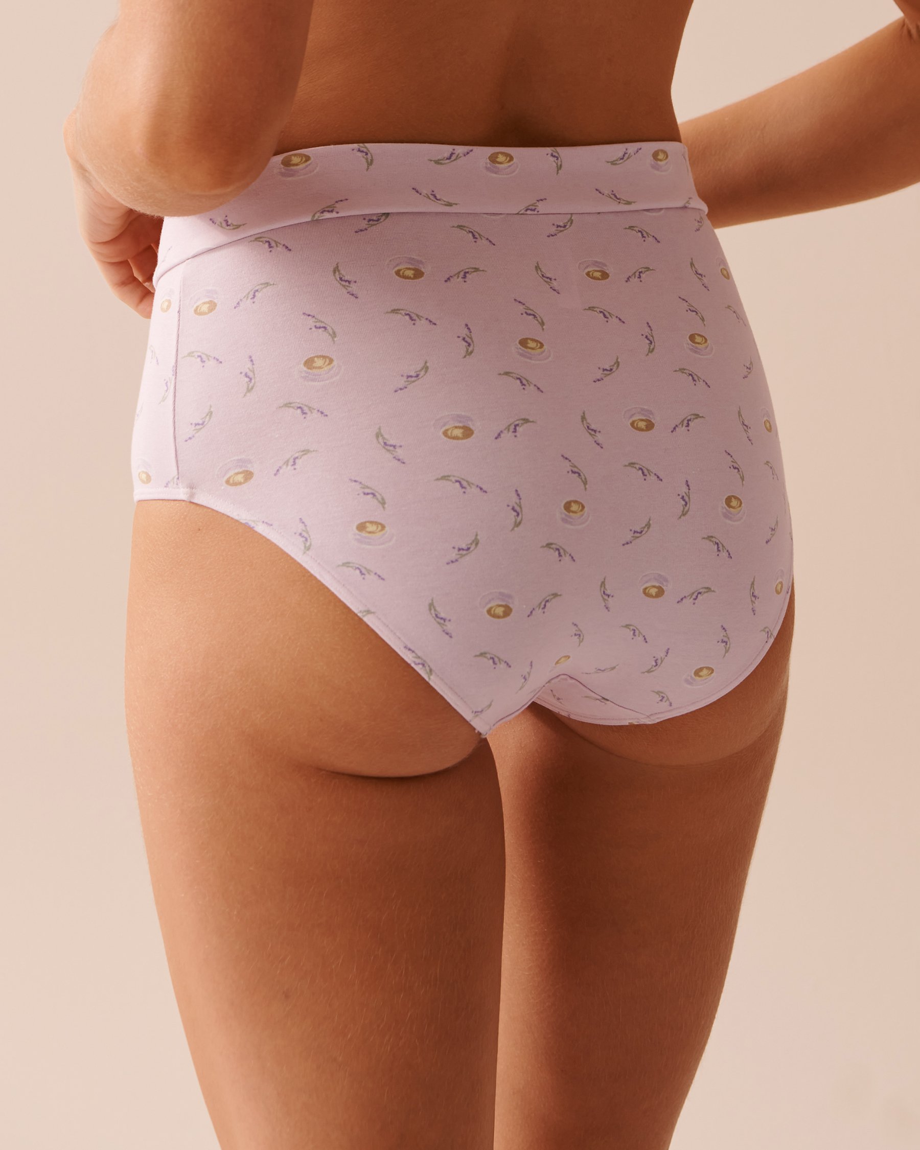 LA VIE EN ROSE Cotton High Waist Bikini Panty Coffee and Lavender 20100424 - View2