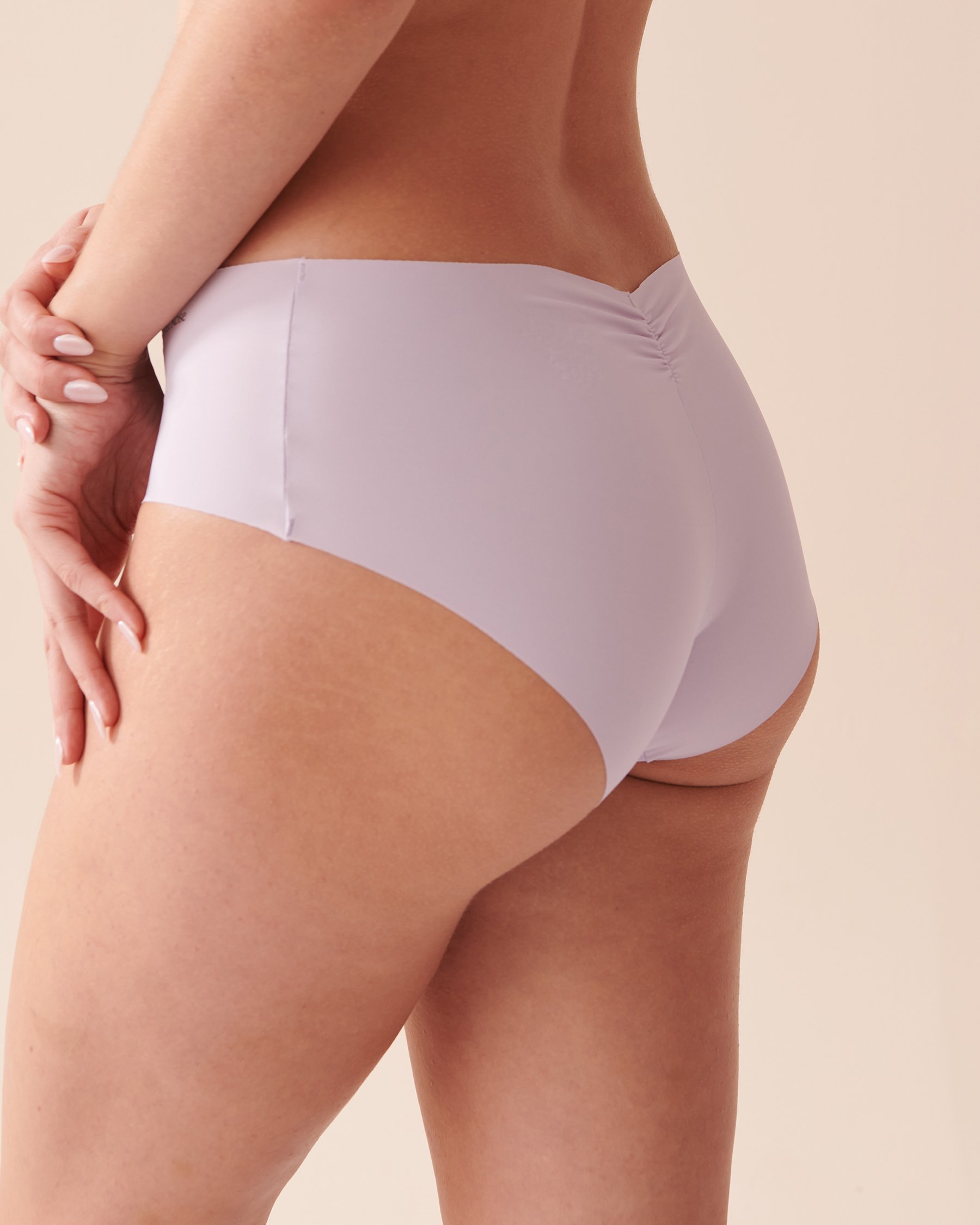 LA VIE EN ROSE Microfiber Invisible Hiphugger Panty Orchid Petal 20200455 - View2