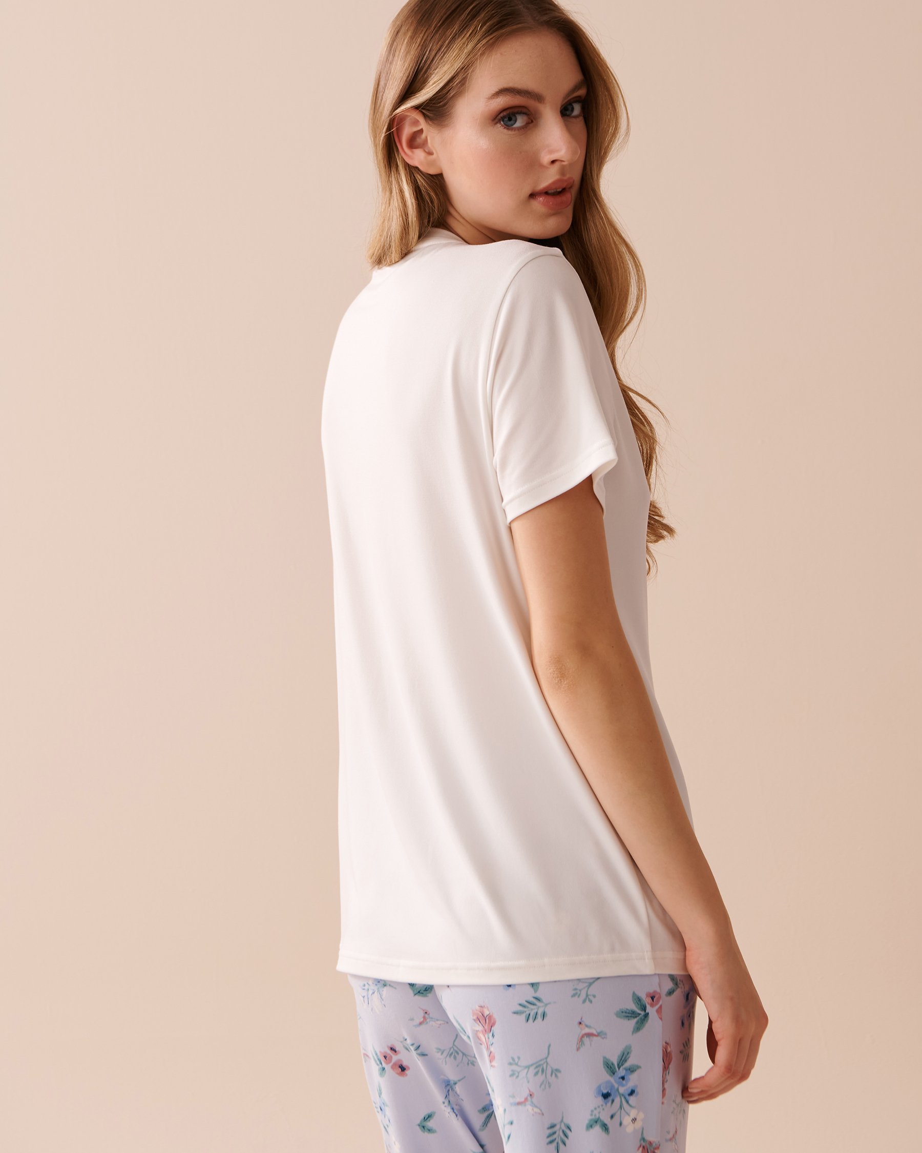 LA VIE EN ROSE Hummingbirds Print Super Soft T-shirt White 40100560 - View2
