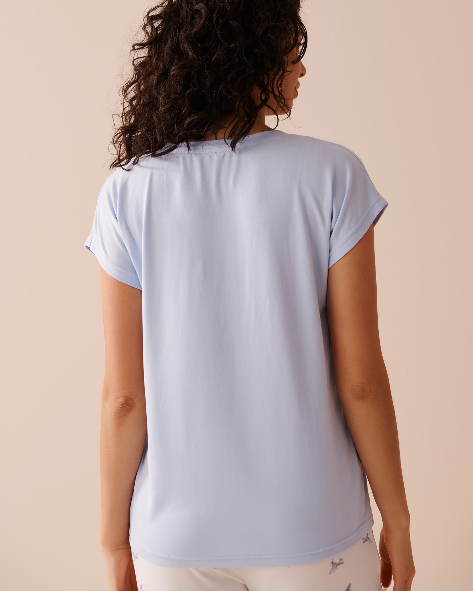 LA VIE EN ROSE Hummingbird Print Super Soft T-shirt Periwinkle 40100561 - View2