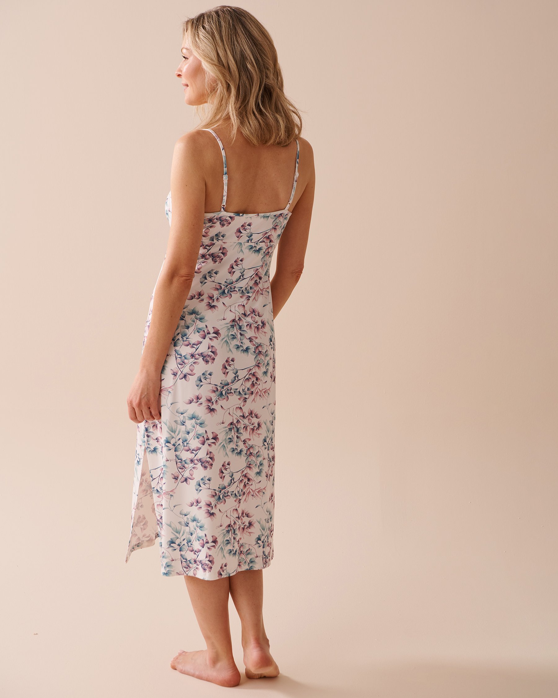 LA VIE EN ROSE Nuisette longue ultra douce à imprimé bucolique Branches bucoliques 40500336 - Voir7