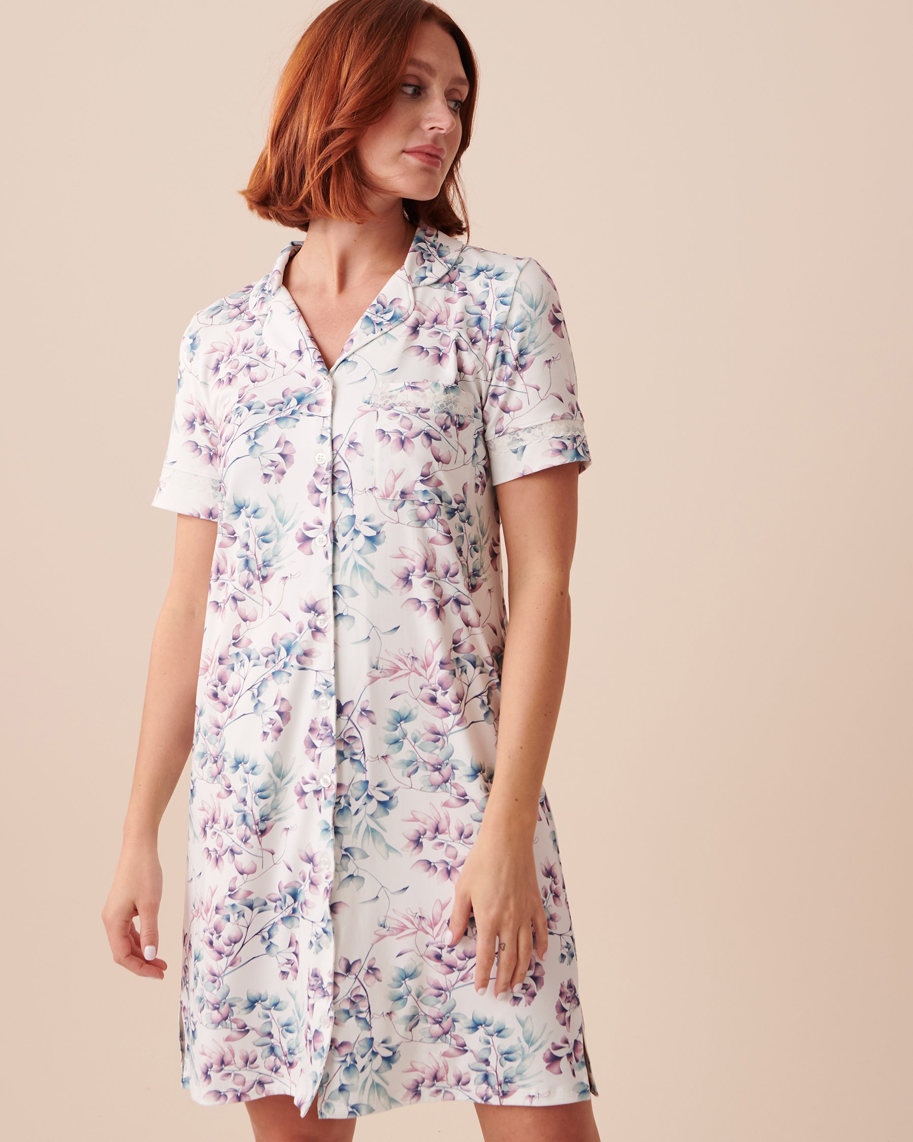 LA VIE EN ROSE Chemise de nuit ultra douce à imprimé bucolique Branches bucoliques 40500337 - Voir1