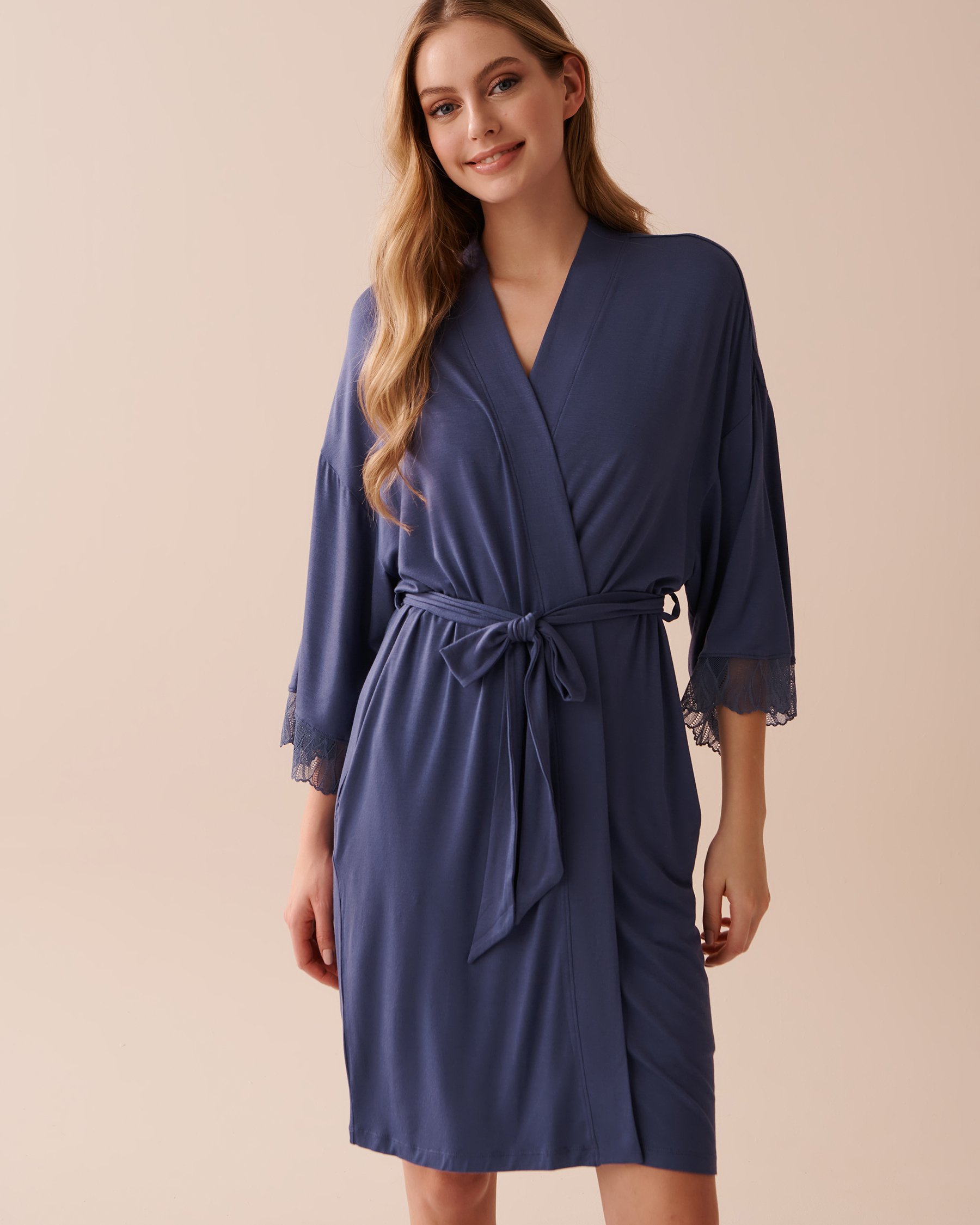 LA VIE EN ROSE Soft Jersey Lace Trim Kimono Midnight blue 40600169 - View2