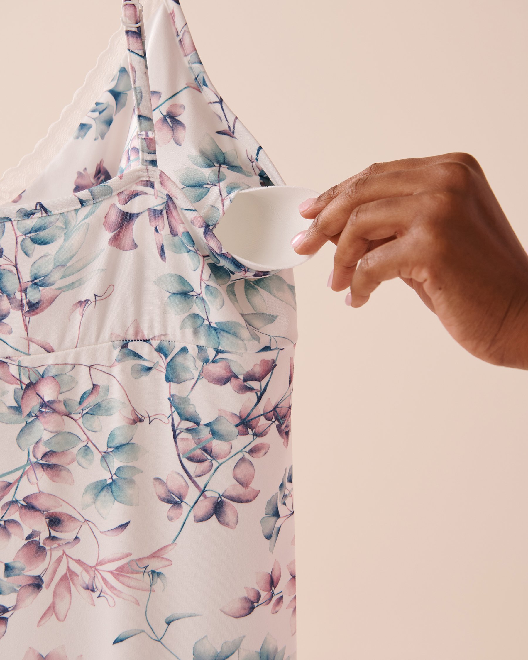 LA VIE EN ROSE Nuisette longue ultra douce à imprimé bucolique Branches bucoliques 40500336 - View5