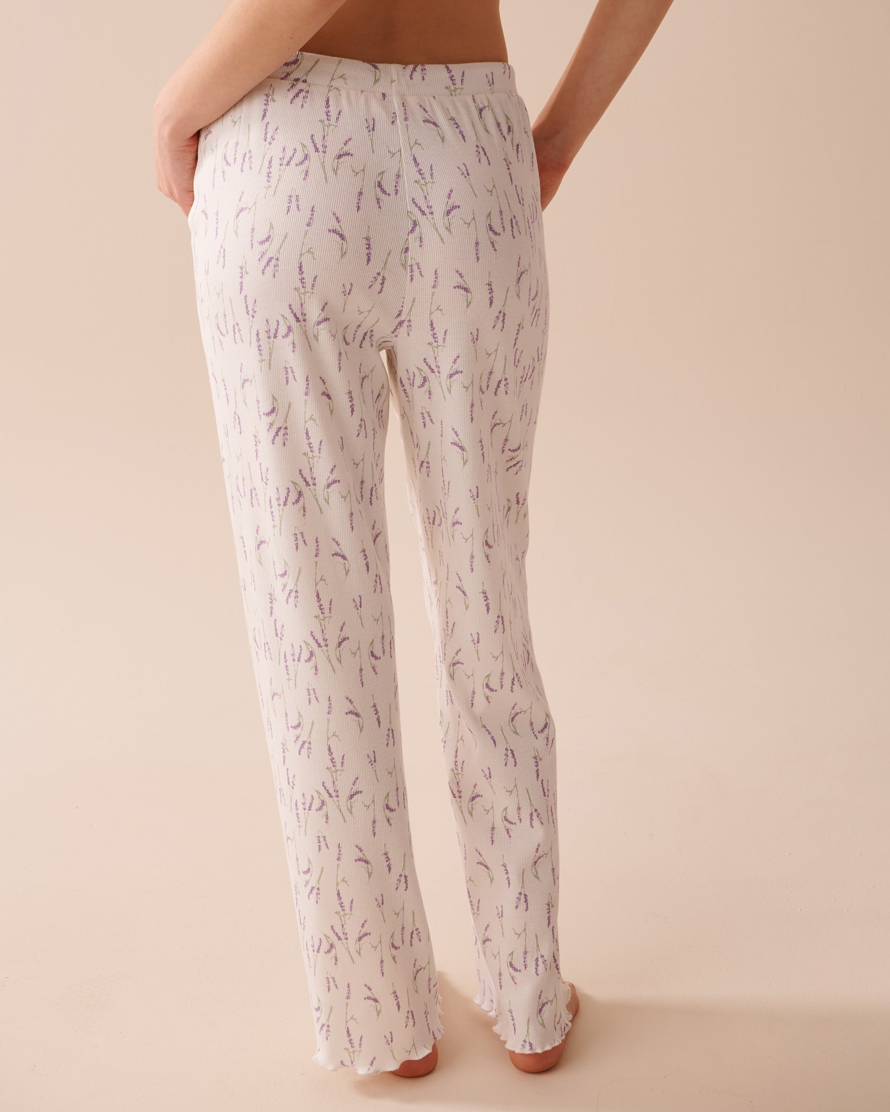 LA VIE EN ROSE Lettuce Edge Ribbed Pants Lavender Bouquet 40200540 - View2