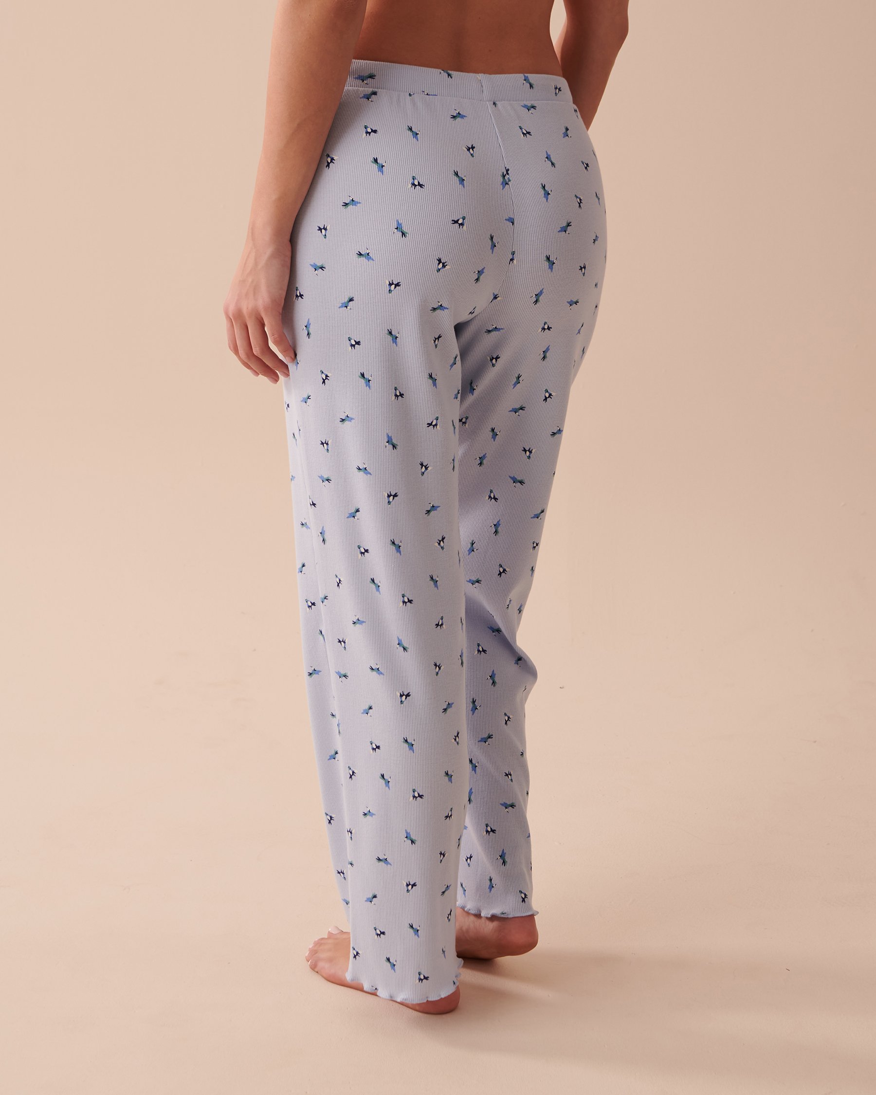 LA VIE EN ROSE Lettuce Edge Ribbed Pants Small Birds 40200540 - View2