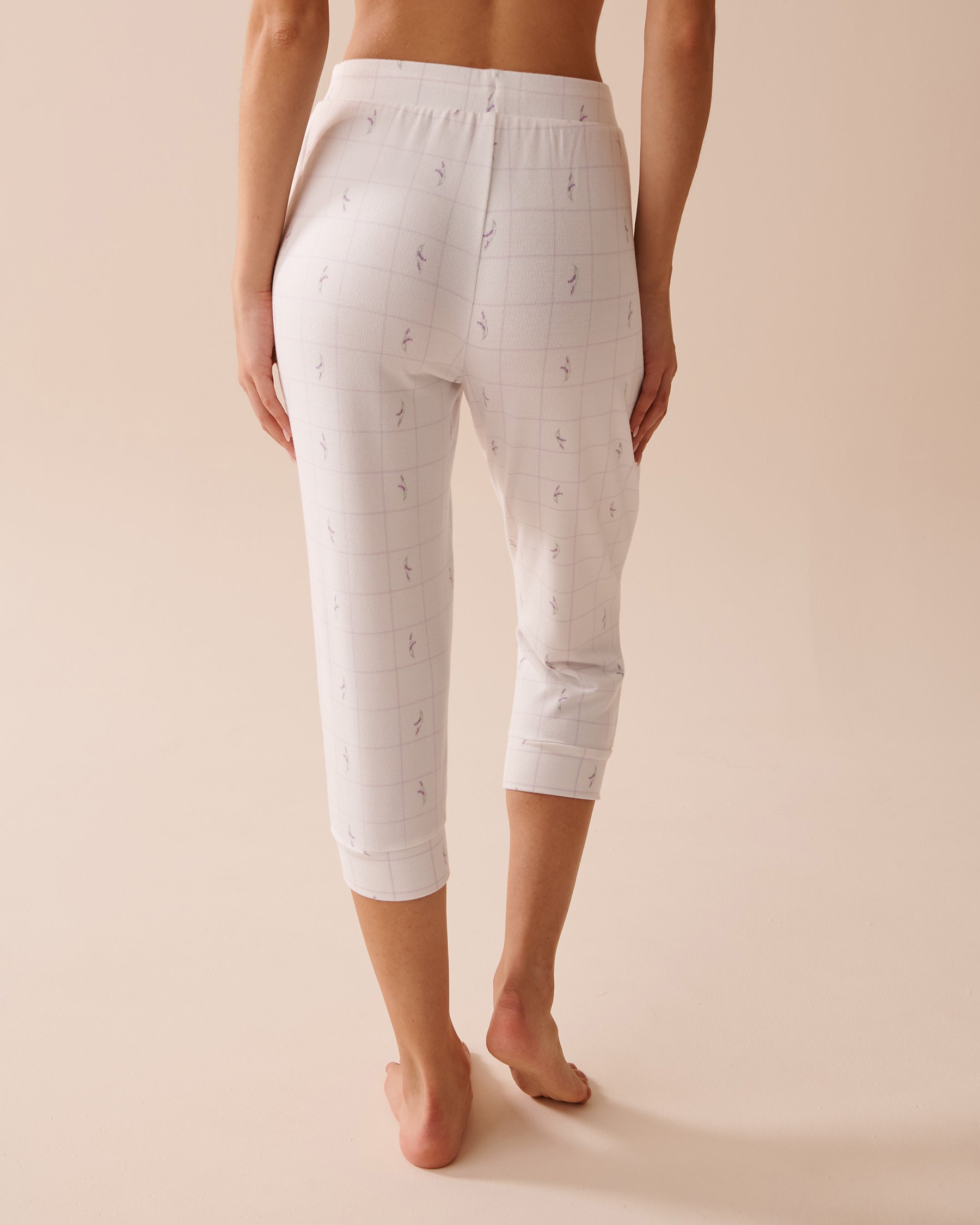 LA VIE EN ROSE Recycled Fibers Lavender Plaid Fitted Capris Lavender Plaid 40200541 - View2