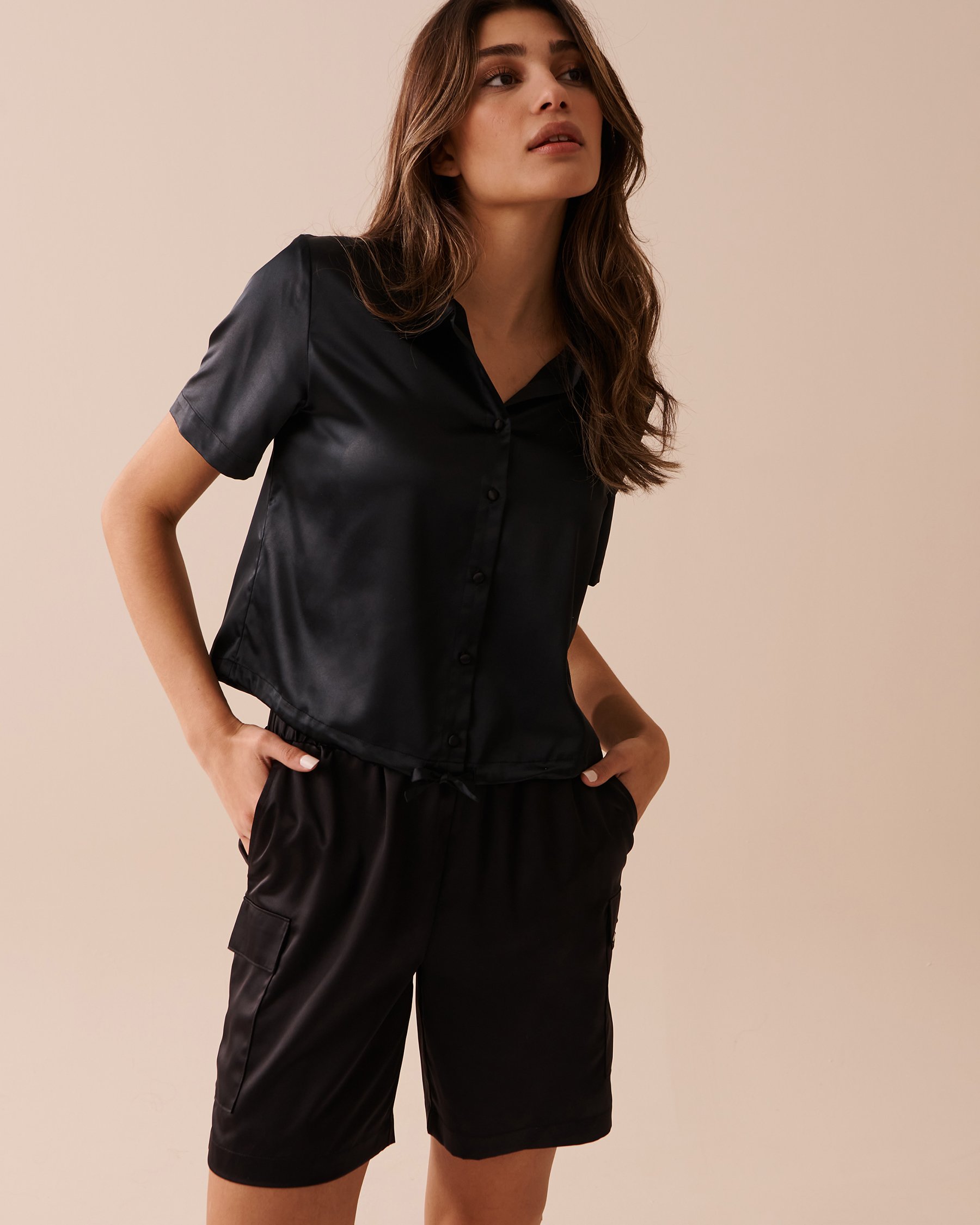 LA VIE EN ROSE Satin Button-down Short Sleeve Shirt Black 50100084 - View5