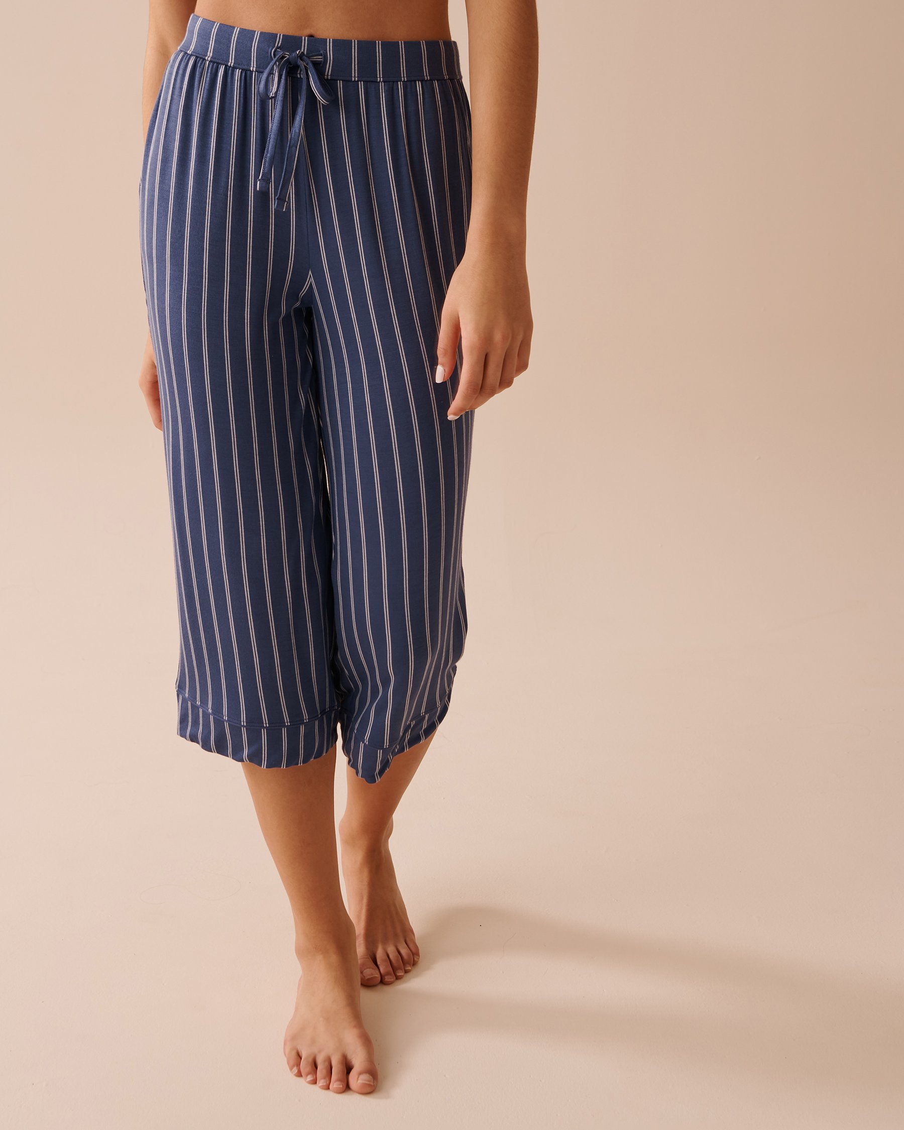 LA VIE EN ROSE Soft Jersey Capris Navy Stripes 40200560 - View1