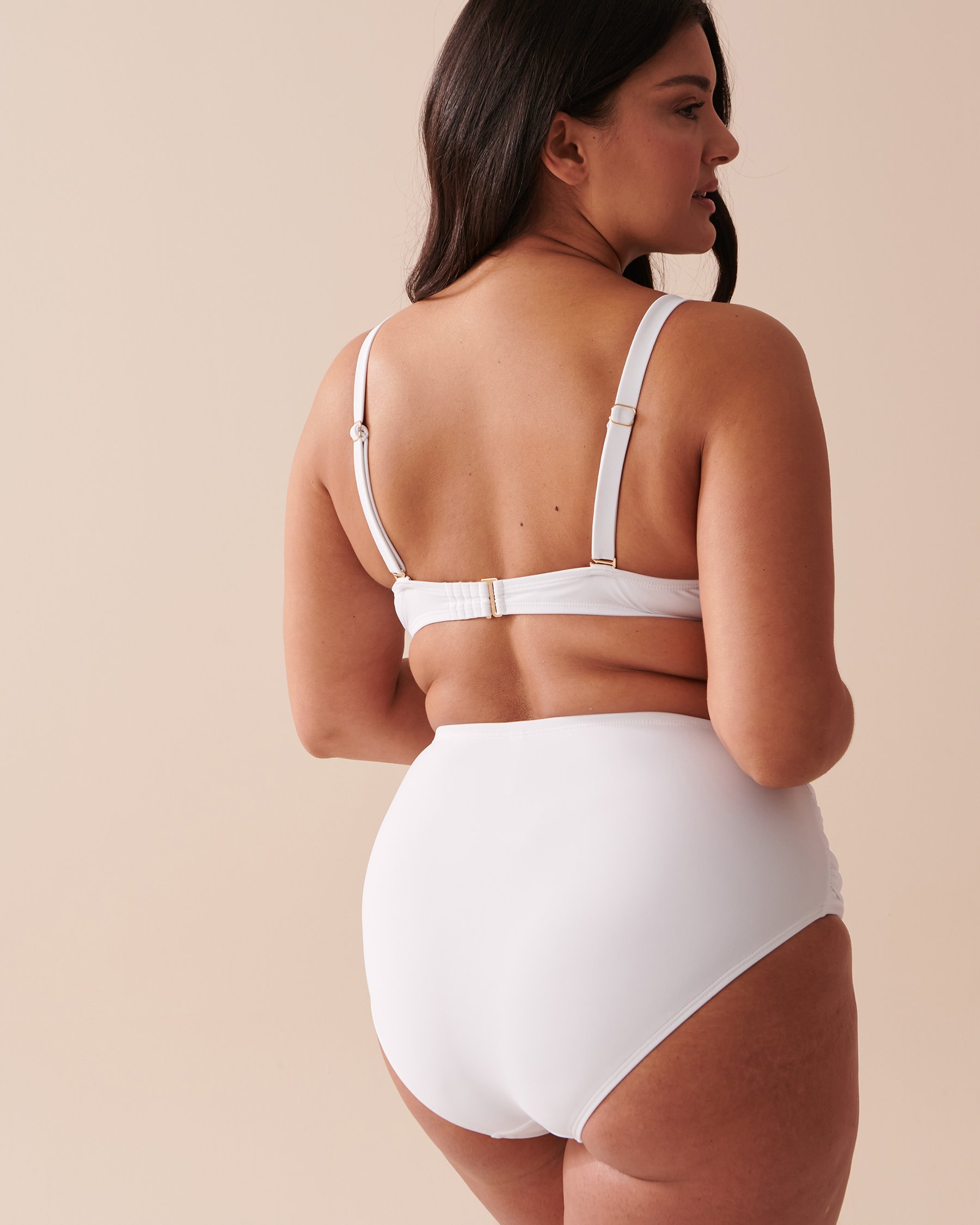 LA VIE EN ROSE AQUA Recycled Fibers Plunge Bikini Top Bright White 70100571 - View2