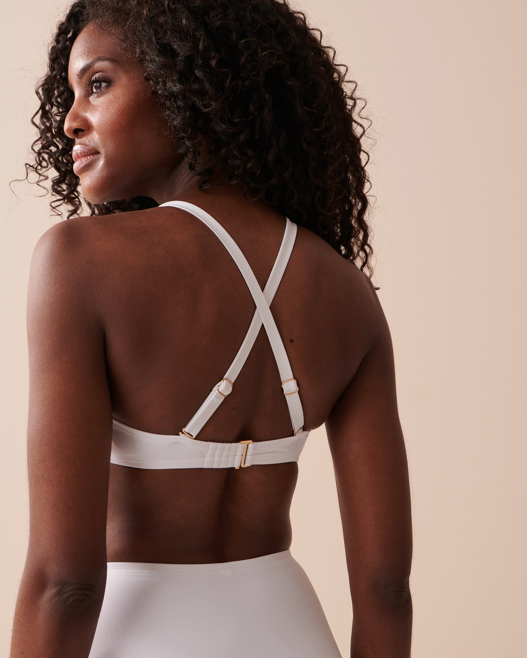 LA VIE EN ROSE AQUA Recycled Fibers Plunge Bikini Top Bright White 70100571 - View7