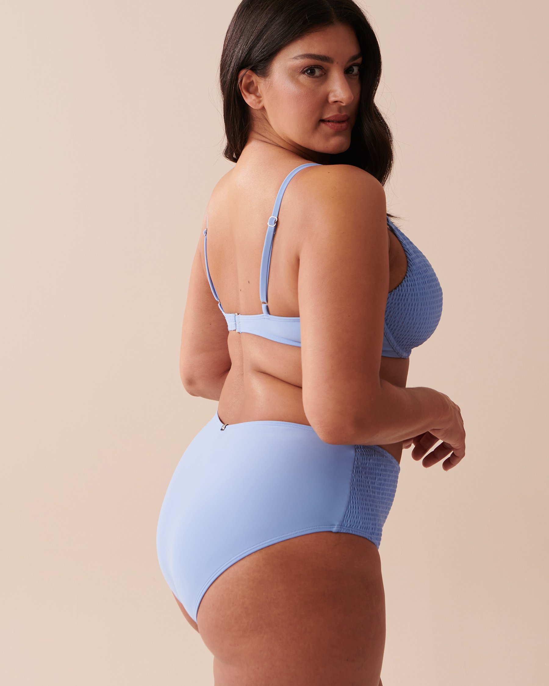 LA VIE EN ROSE AQUA SMOCKED TEXTURED Triangle Bikini Top Bright Pastel Blue 70100559 - View2