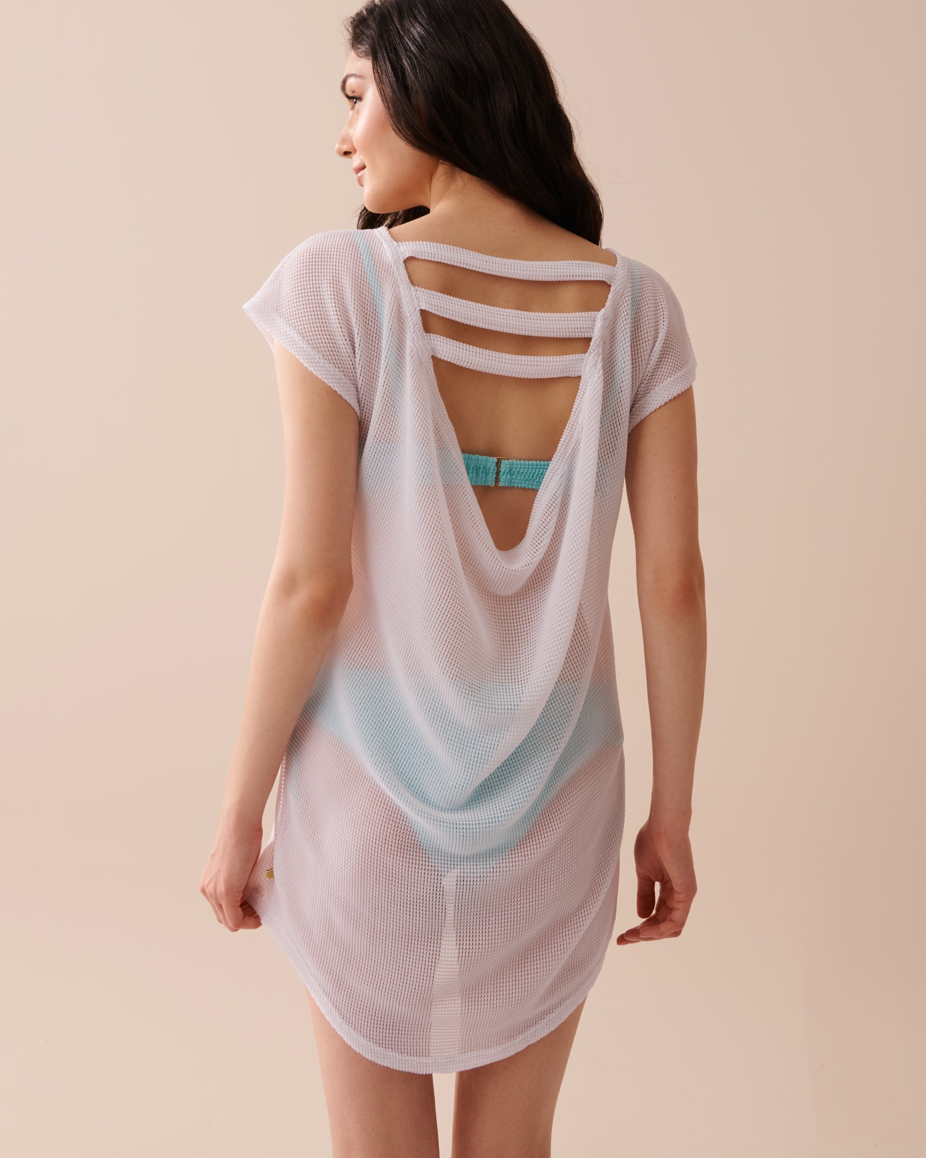 LA VIE EN ROSE AQUA Fishnet Tunic White 80100022 - View2