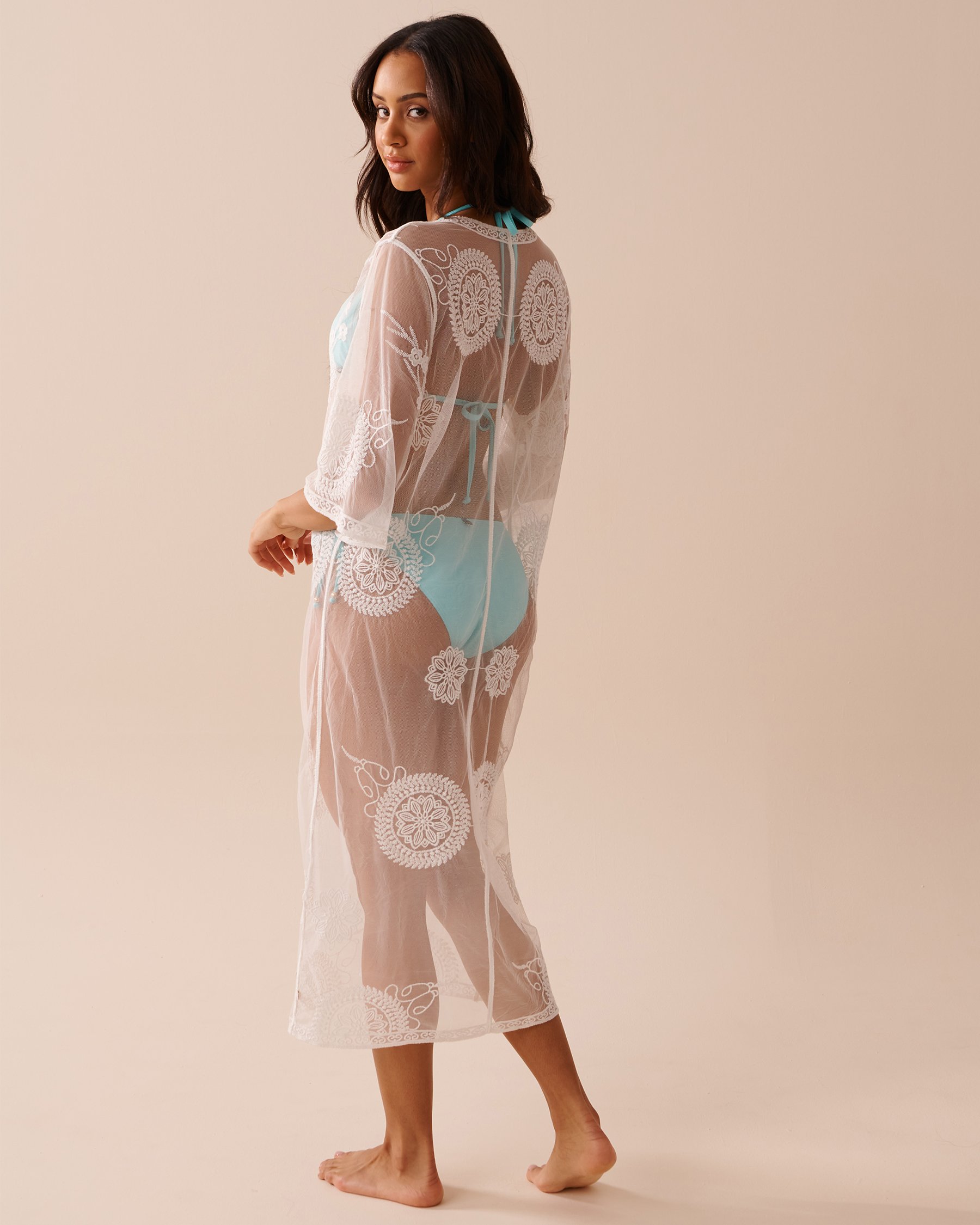 LA VIE EN ROSE AQUA Caftan en résille brodée Blanc 80400054 - Voir3