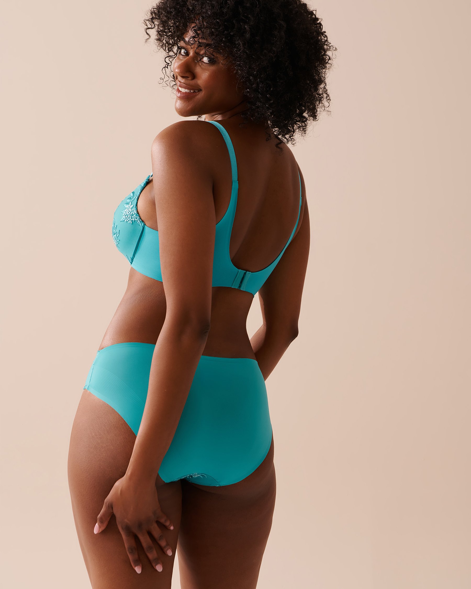 LA VIE EN ROSE Soutien-gorge doublure légère dos lisse Slush framboise bleue 10200394 - View2