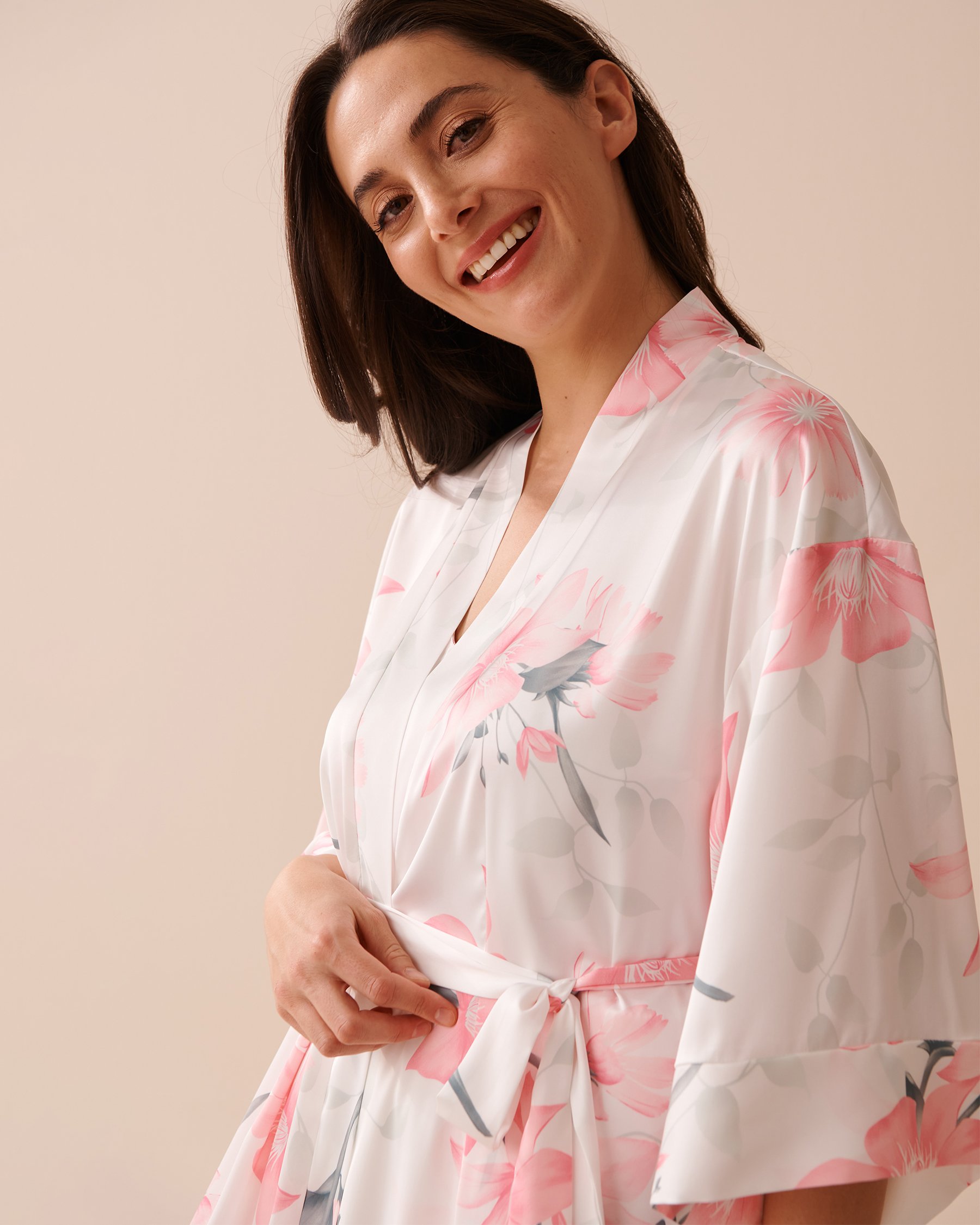 LA VIE EN ROSE Pink Floral Long Satin Kimono Summer Garden 60600074 - View4