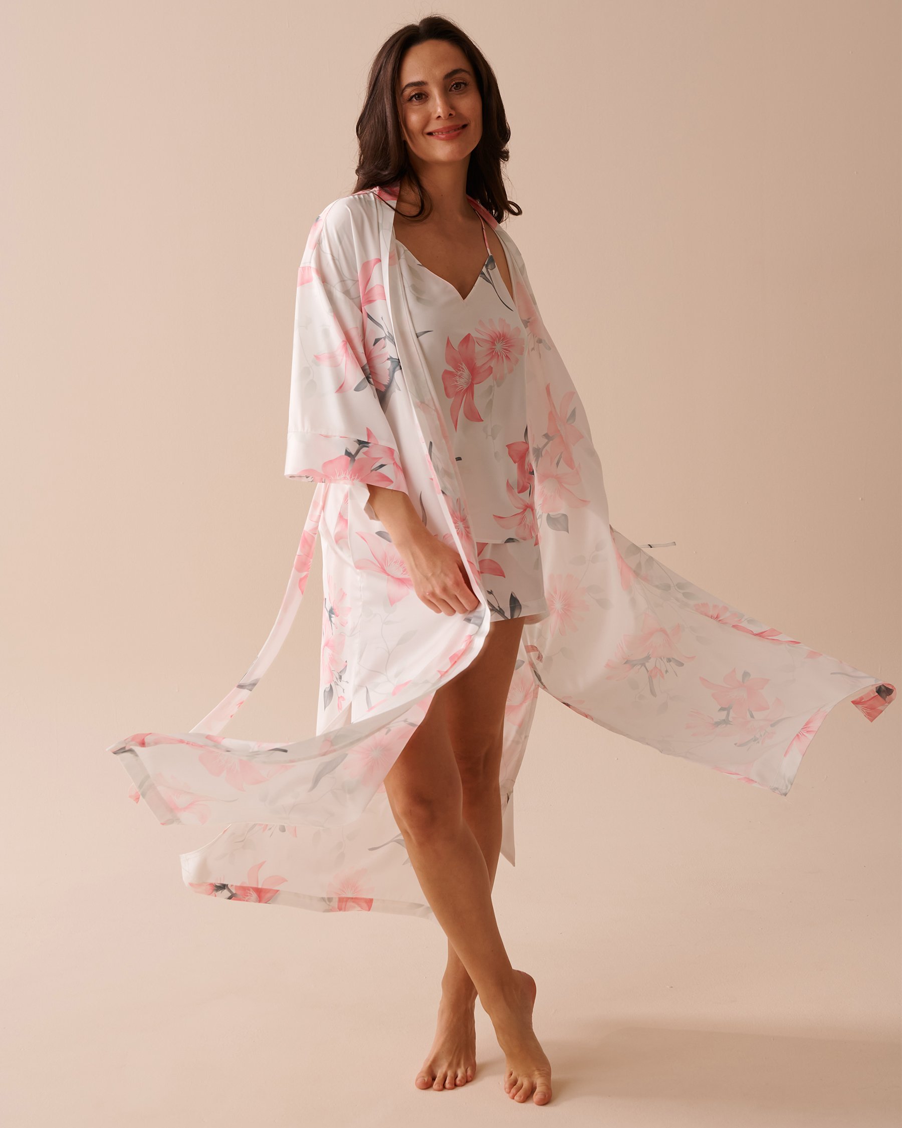 LA VIE EN ROSE Pink Floral Long Satin Kimono Summer Garden 60600074 - View7