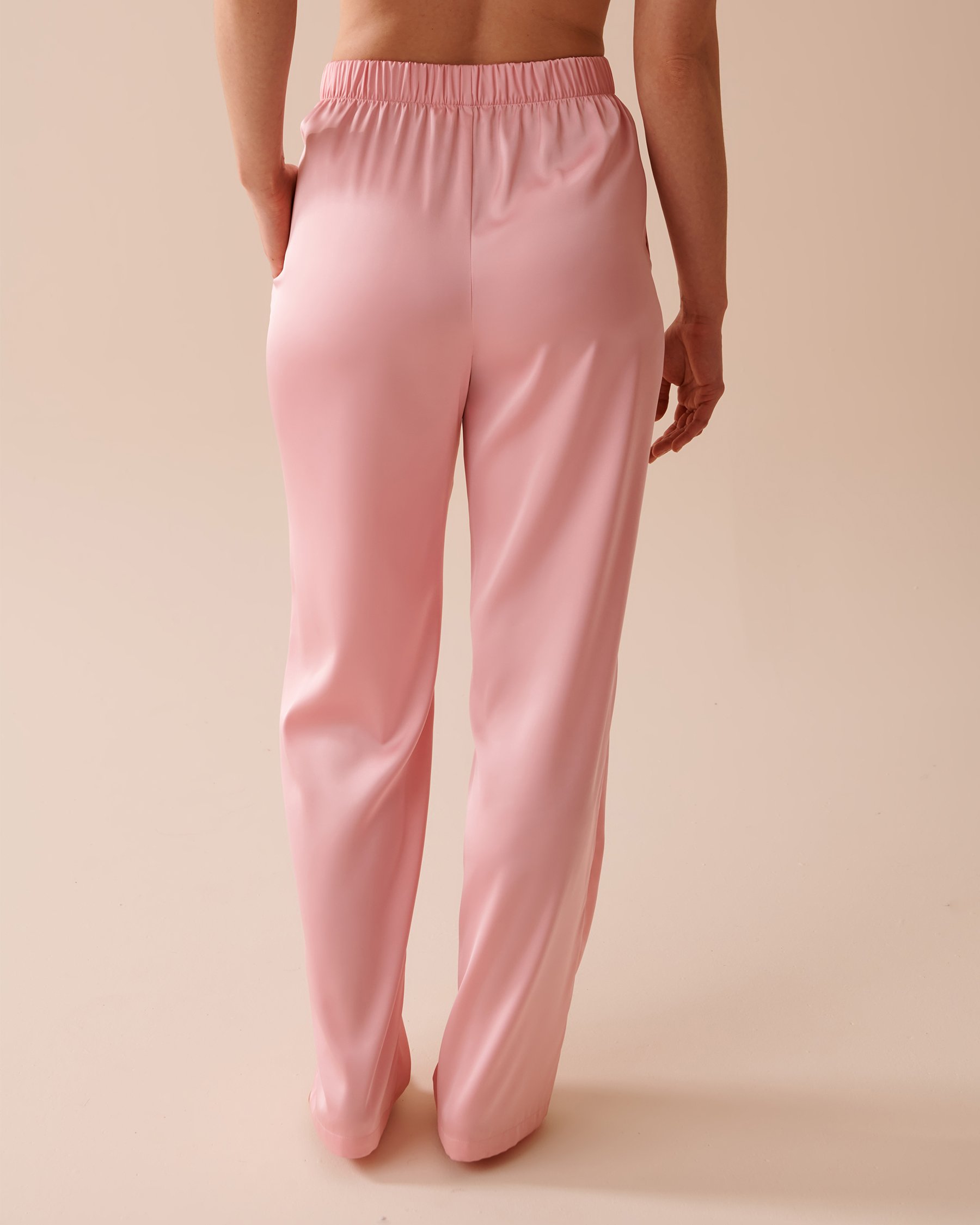 LA VIE EN ROSE Pantalon en satin Rose bonbon 60200100 - View2