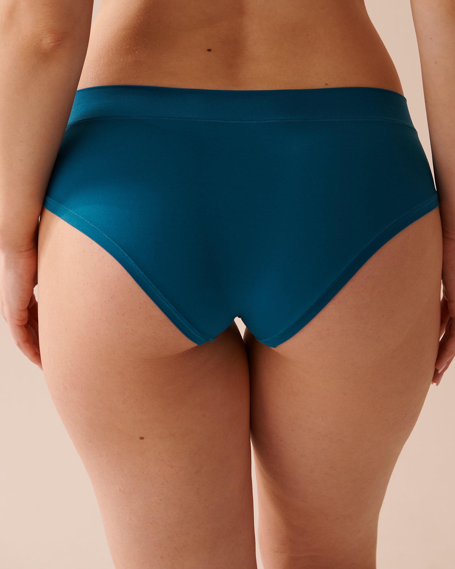 LA VIE EN ROSE Perfect Fit Hiphugger Panty Sea Blue 20200491 - View2