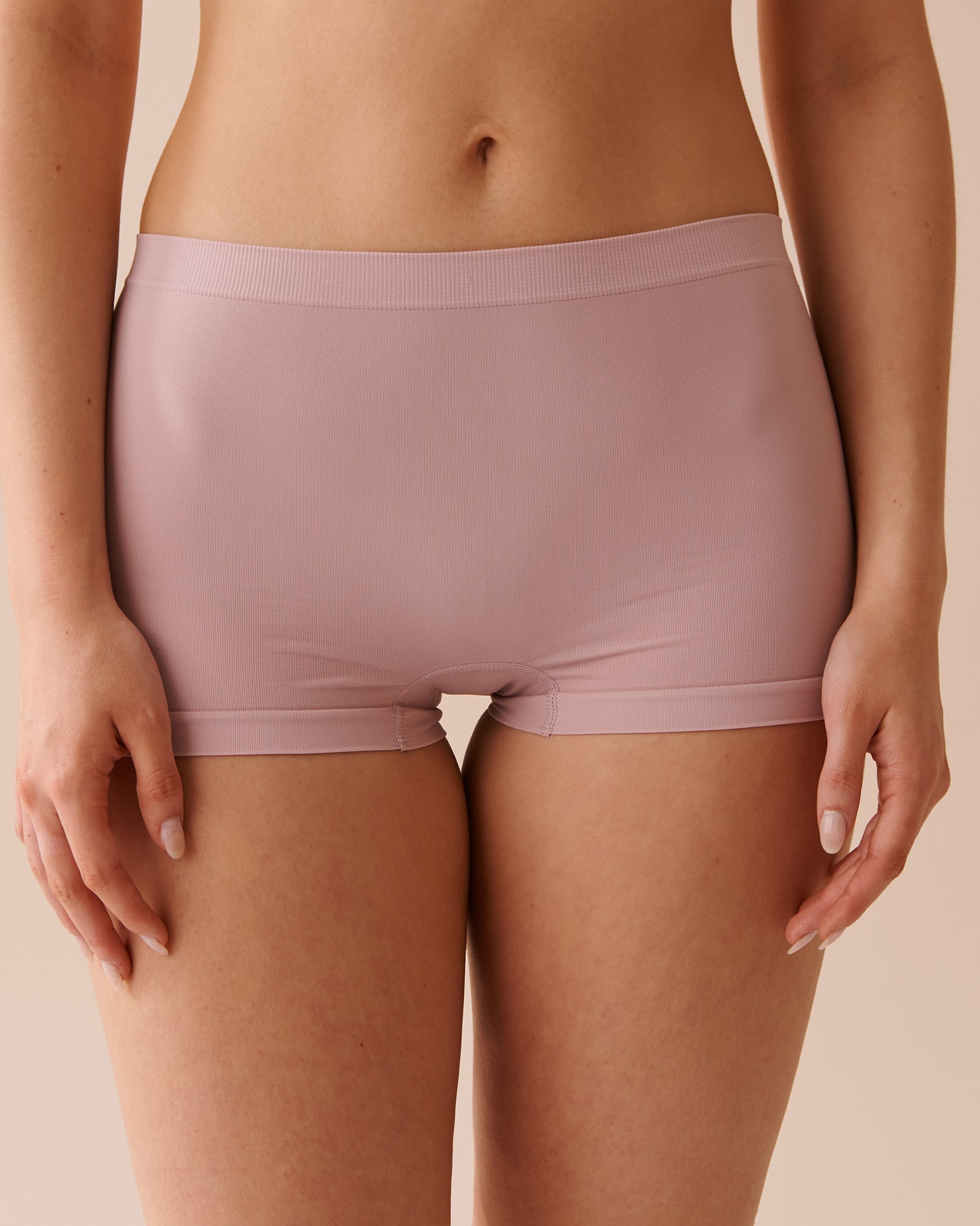 LA VIE EN ROSE Seamless Fabric Boyleg Panty Dusty Rose 20300311 - View1